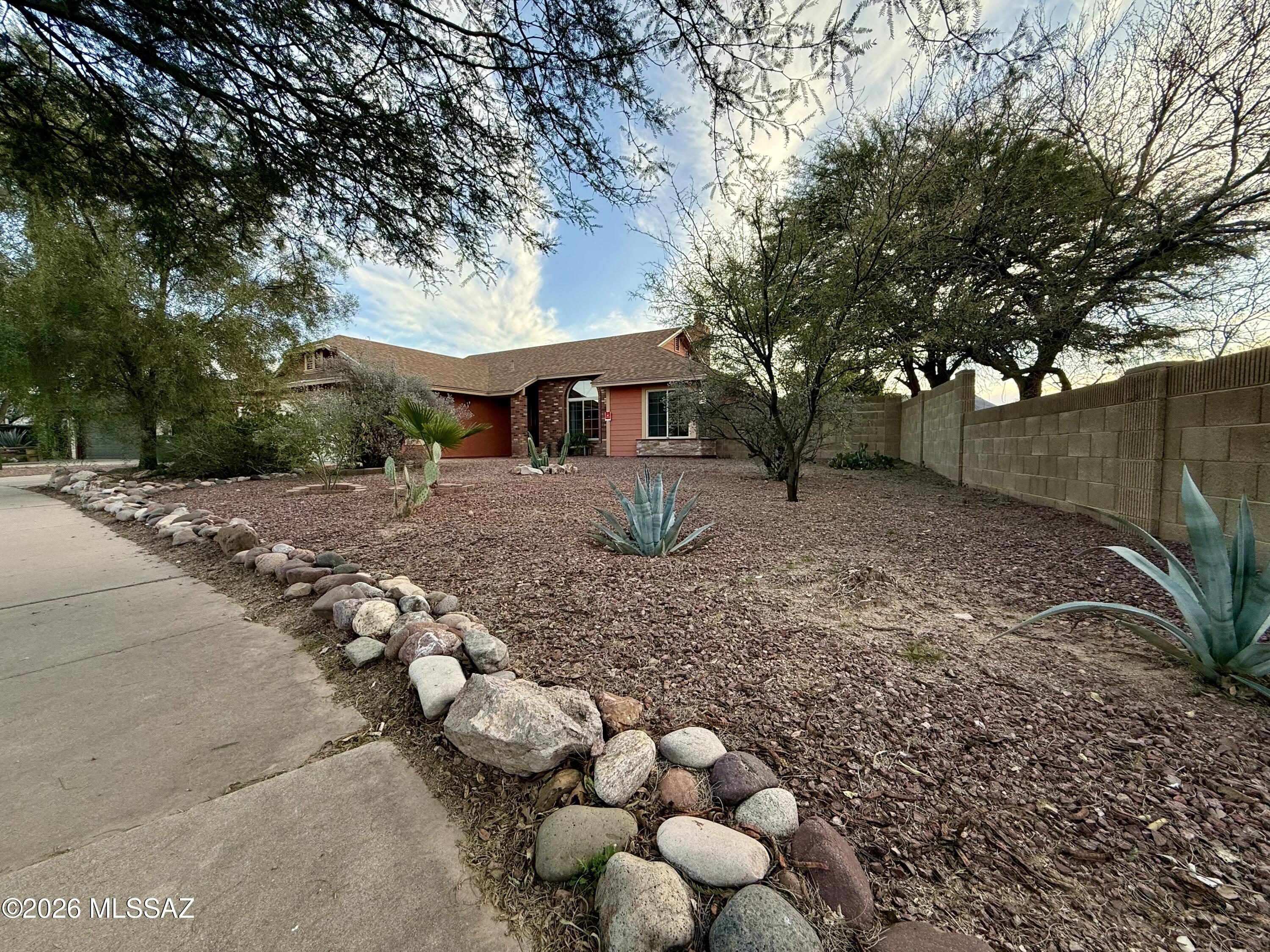 Mission West (1-370) - Residential