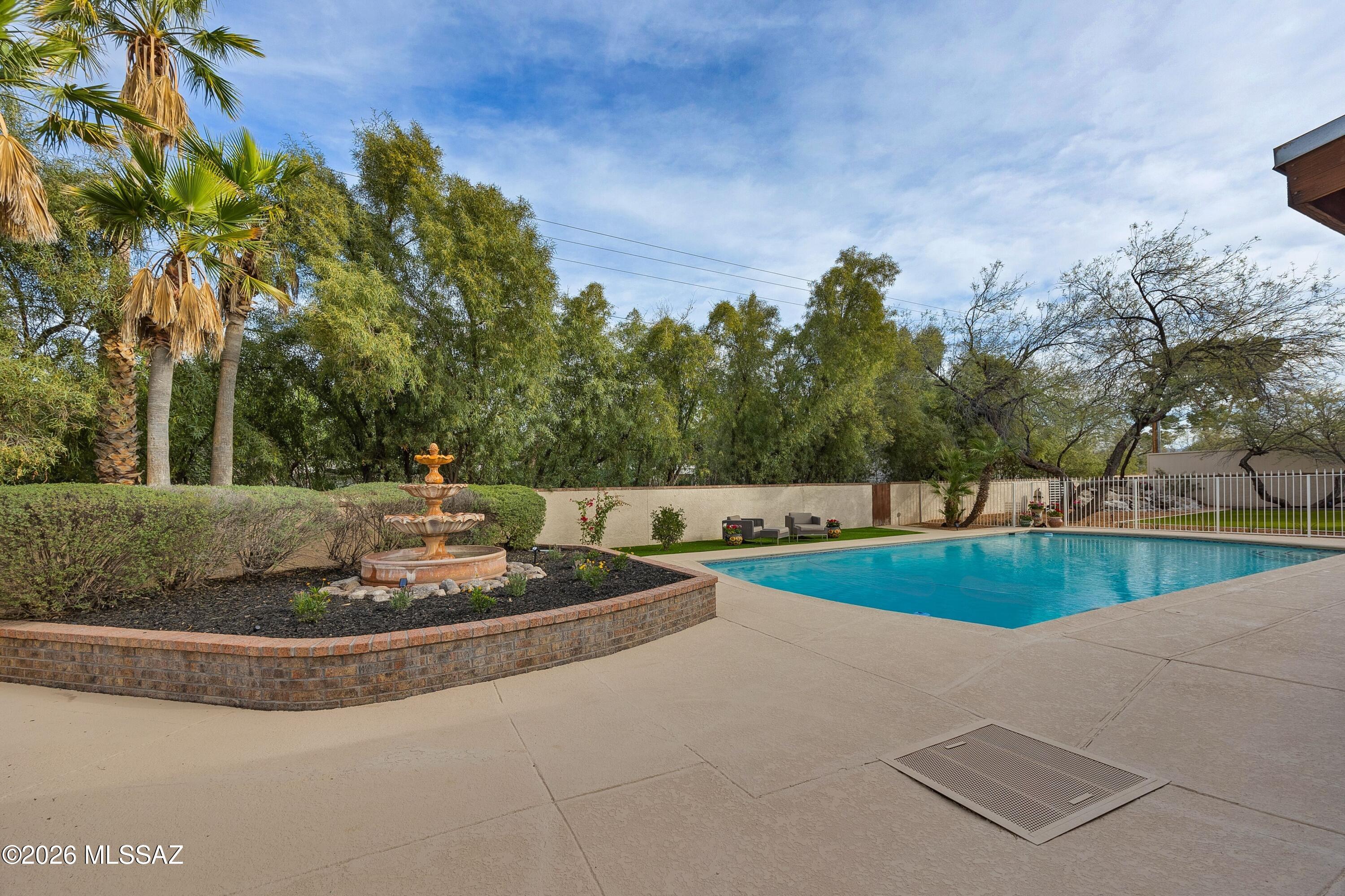 Country Club Estates NO. 3 (1-25) - Residential