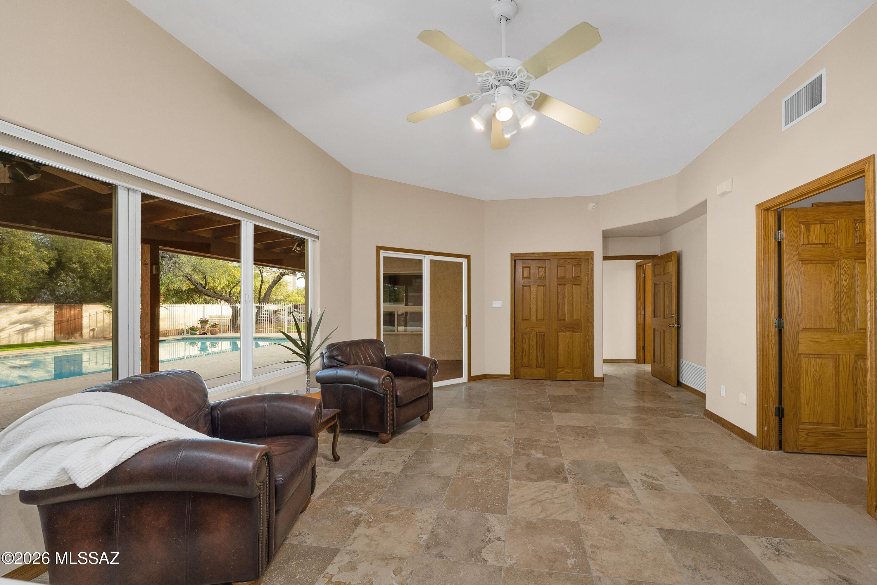 Country Club Estates NO. 3 (1-25) - Residential