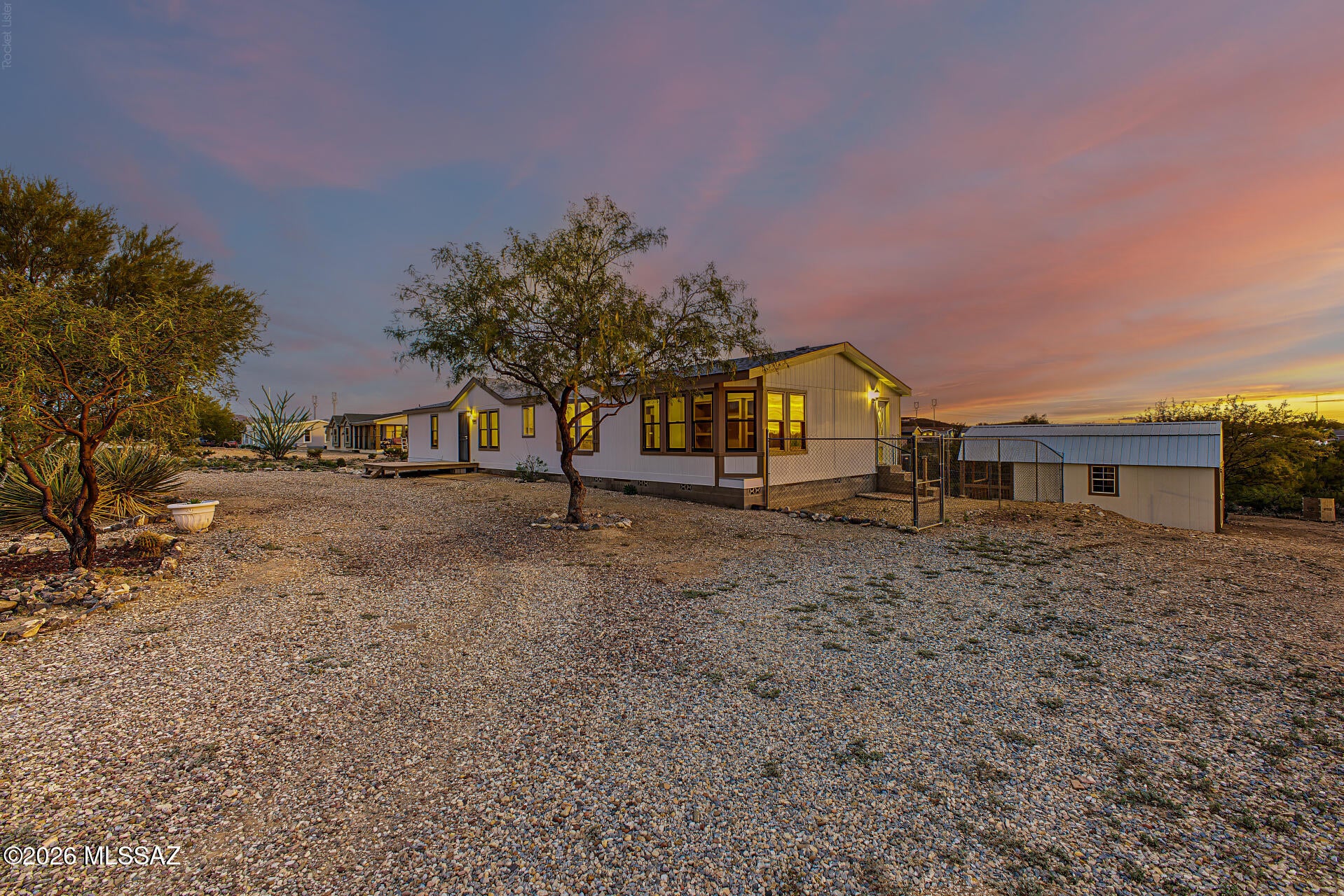 13998 E Race Horse Place