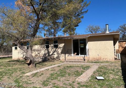 Photo of 596 Gringo Road, Patagonia, AZ 85624 (MLS # 22603658)