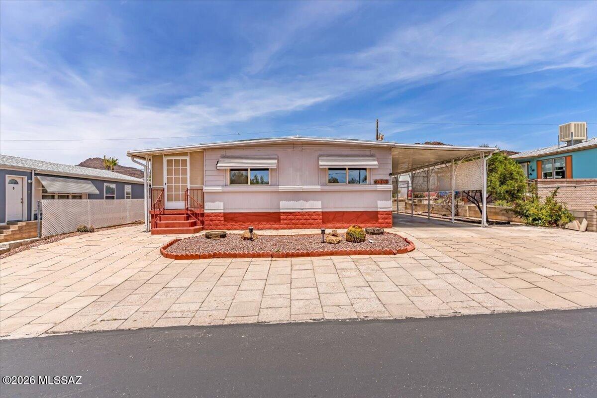 Old Tucson Est 1 - Residential