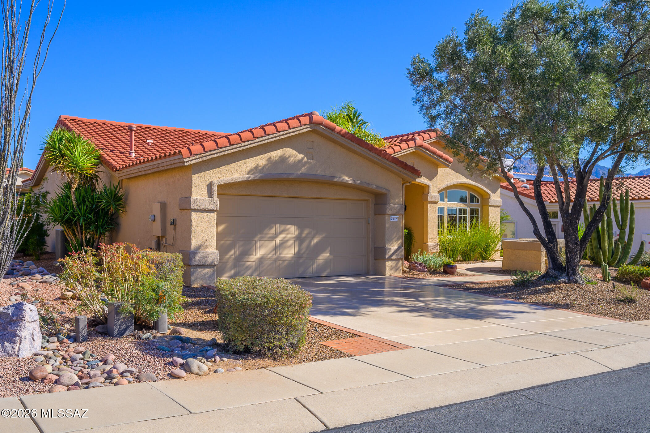 2137 E Bighorn Mountain Drive