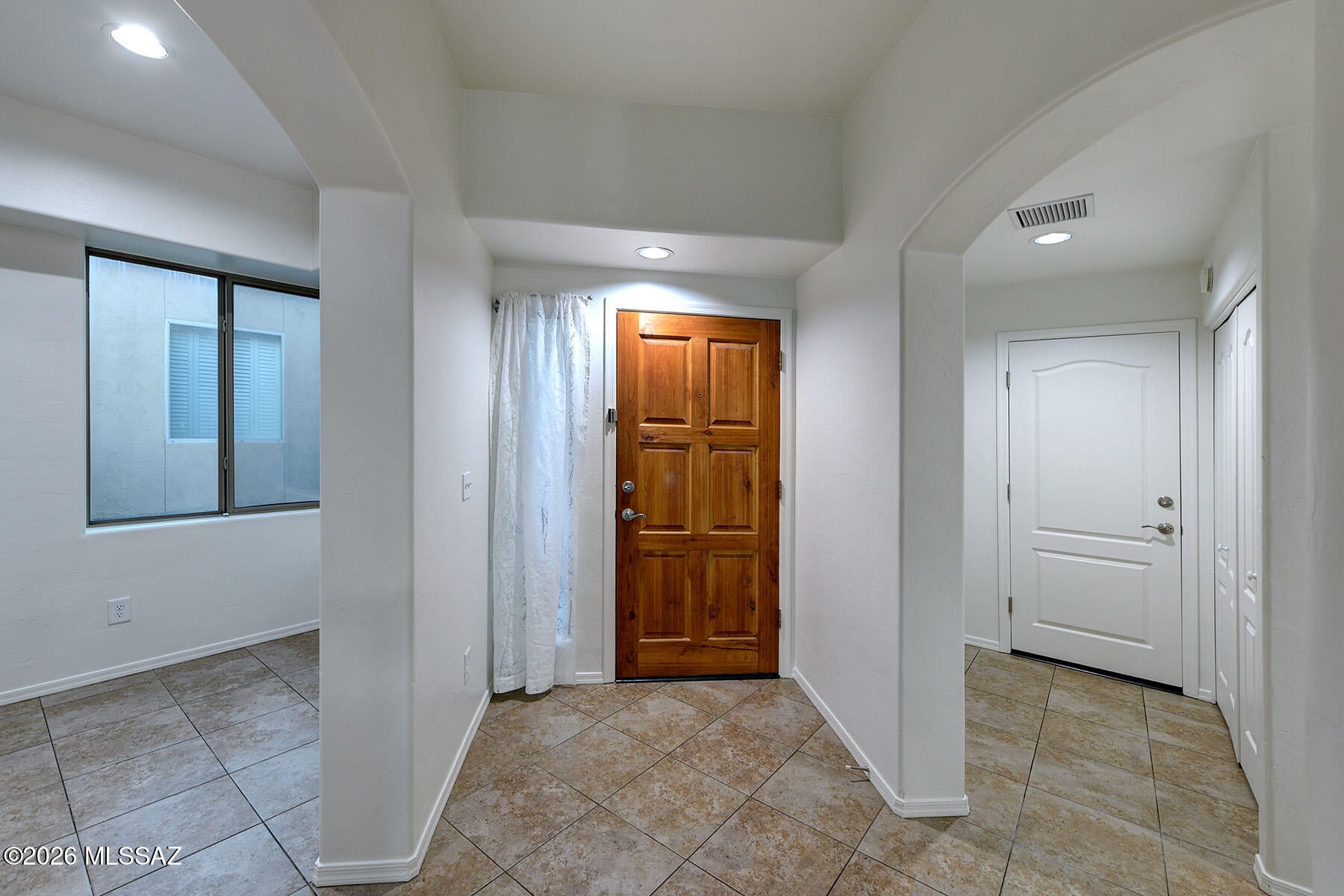 8546 N Sunny Rock Ridge Drive