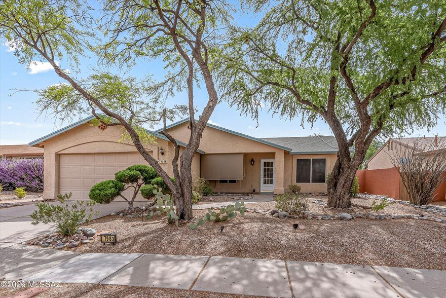 Rita Ranch gem in the Vail School District! This charming 3 bedroom, 2
bathroom home checks all the boxes. Enjoy the benefits of a solar lease, helping keep your
energy bills low without the upfront cost. The nicely landscaped backyard offers a serene
outdoor space with the added privacy of no immediate rear neighbors. It is perfect for
enjoying Arizona's beautiful evenings. Located in the beloved Rita Ranch community with easy
access to parks, shopping, and major corridors. Court Approval needed. The Seller will review offers on 5/26.