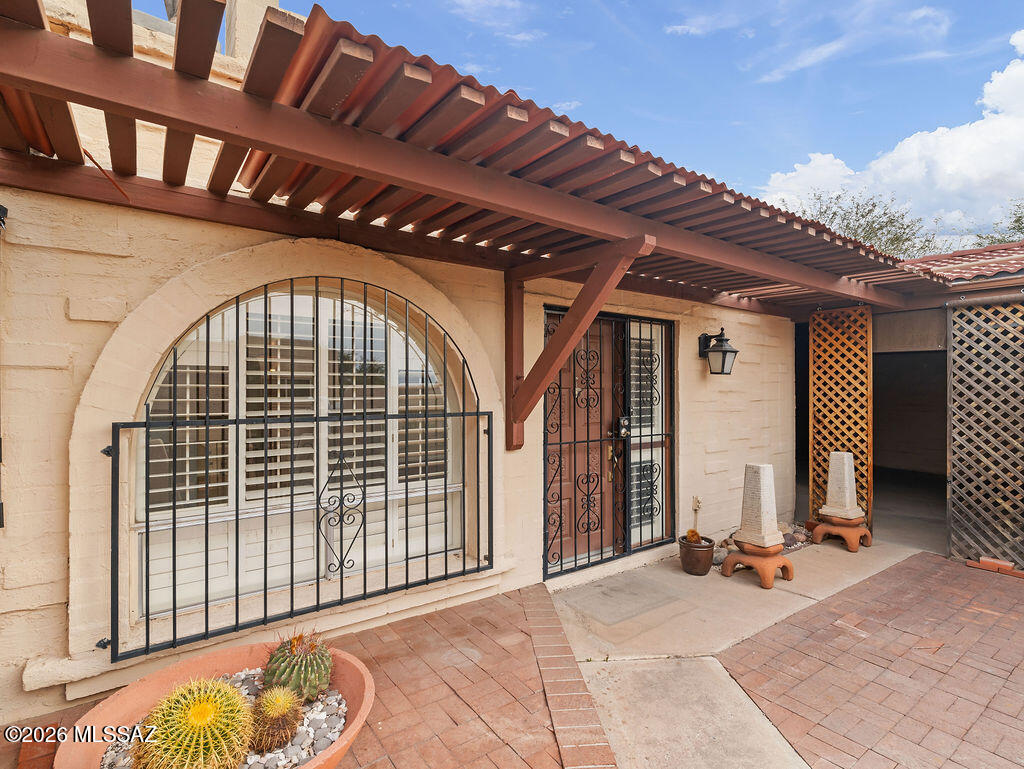 Pueblo Villas - Residential
