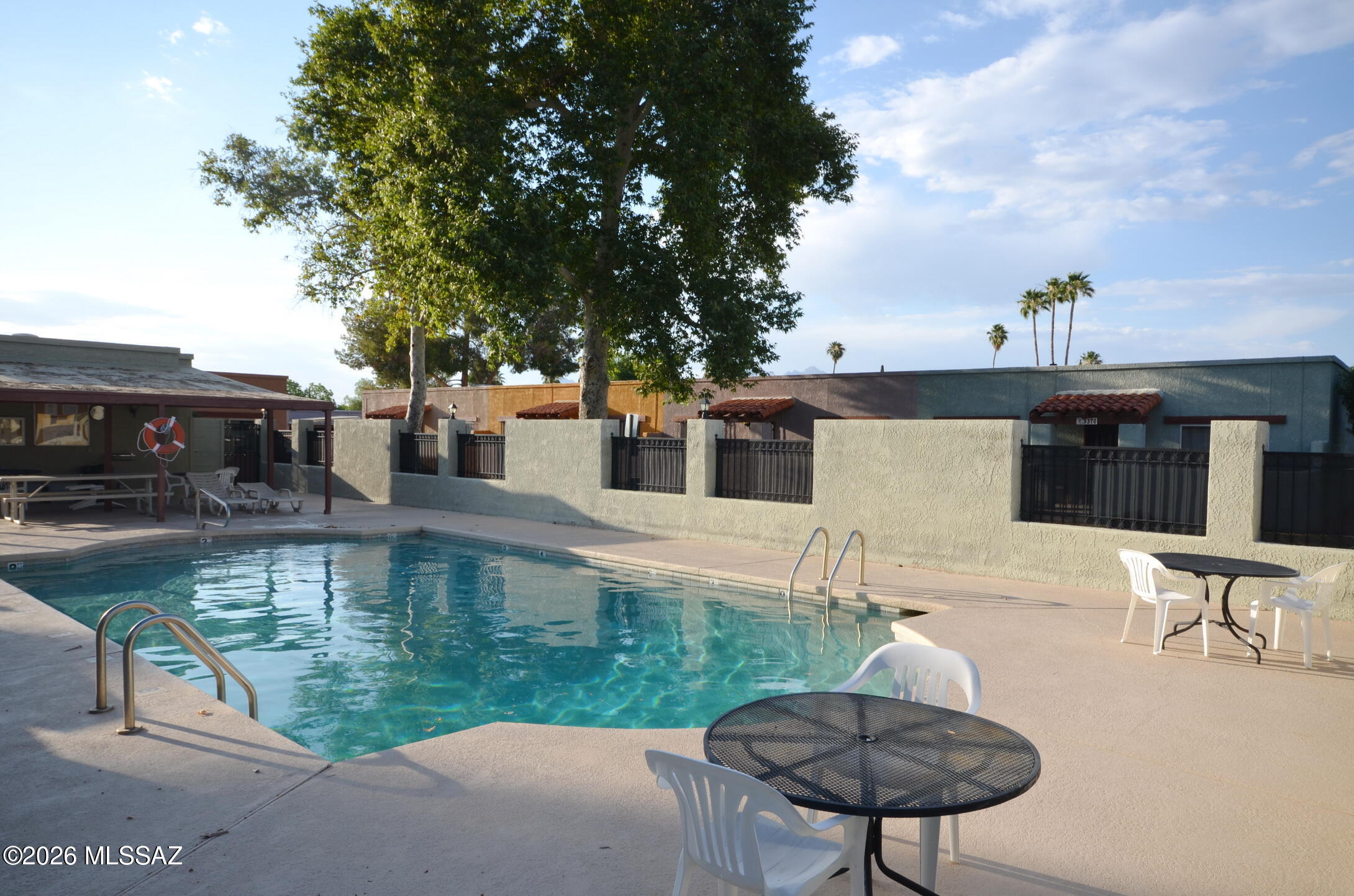 Spanish Meadows Twnhss (1-105) - Residential