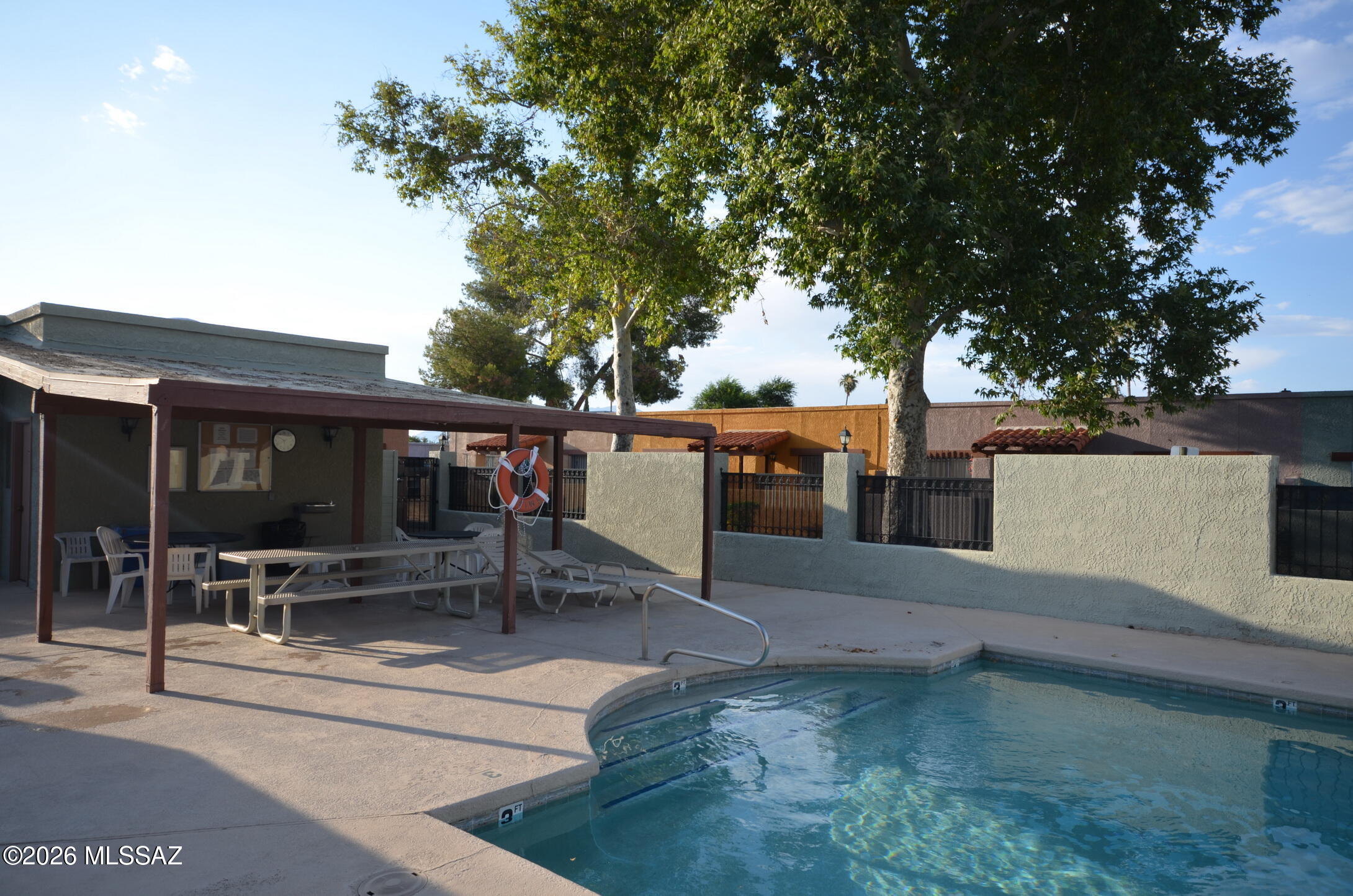 Spanish Meadows Twnhss (1-105) - Residential