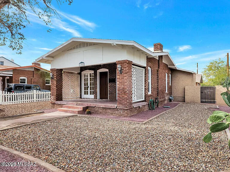 Feldmans Add - Residential Lease
