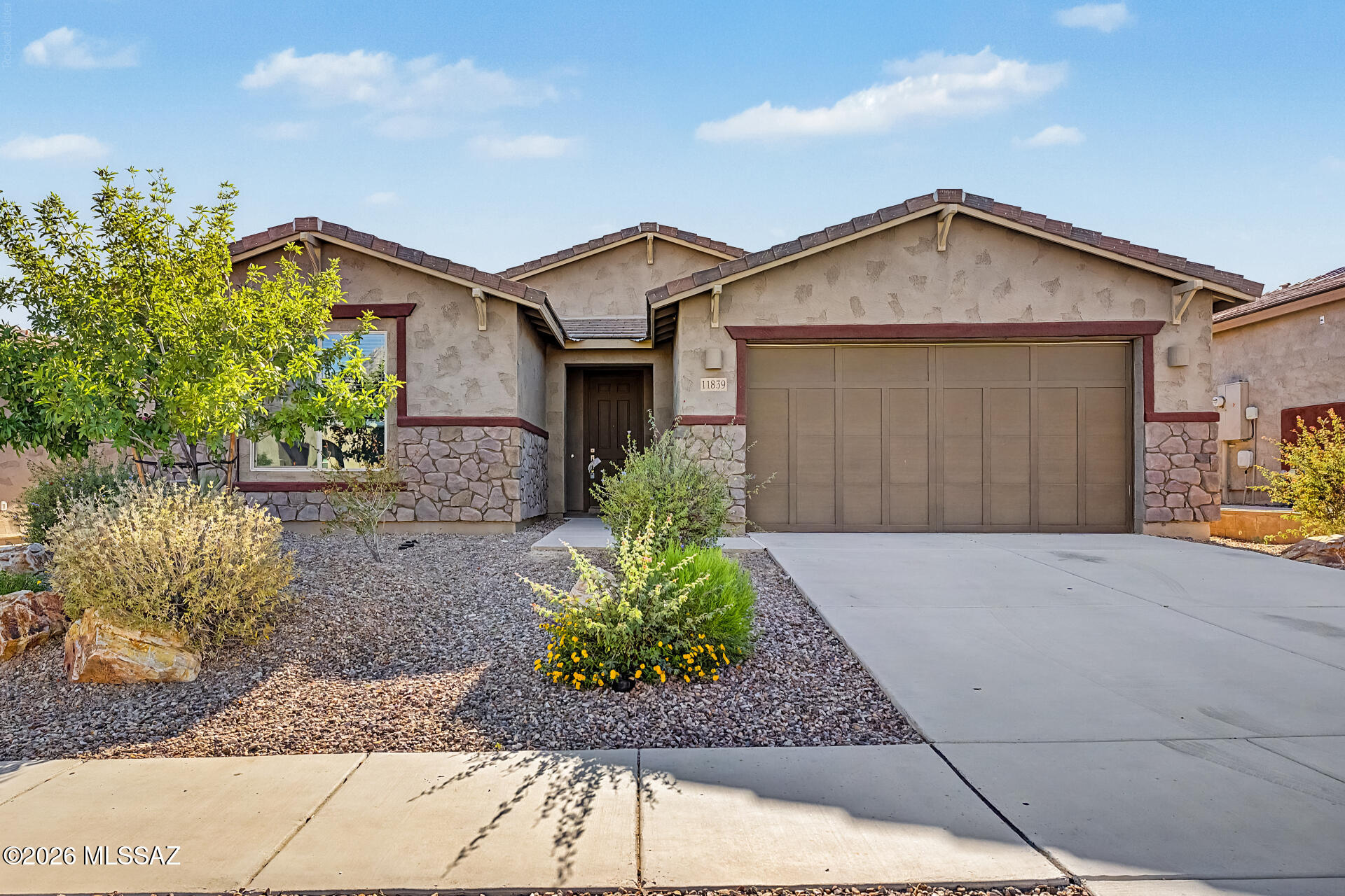 11839 N Silver Village Place