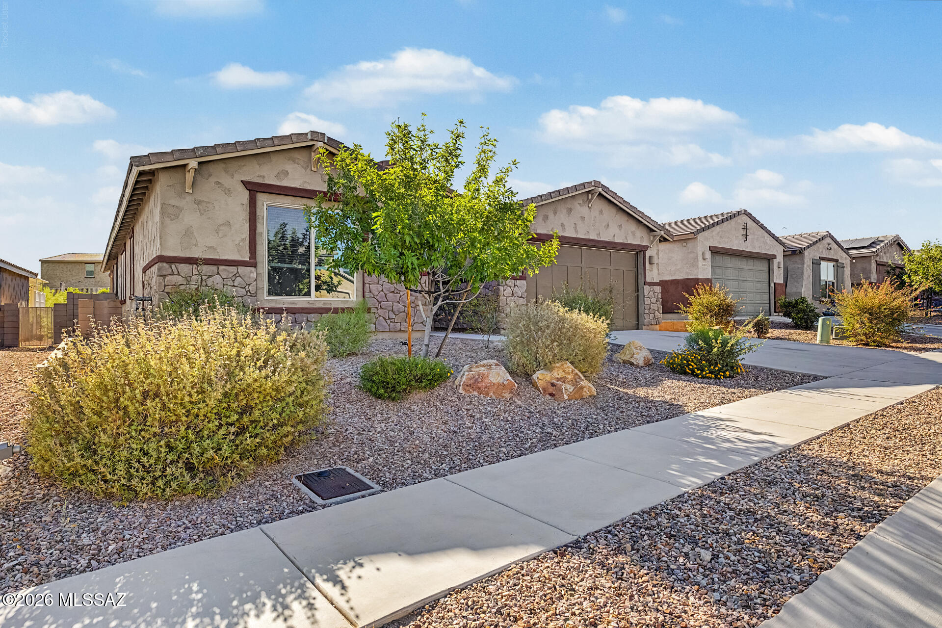 11839 N Silver Village Place