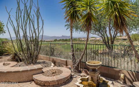 Photo of 13485 N Sunset Mesa Drive, Marana, AZ 85658 (MLS # 22617392)
