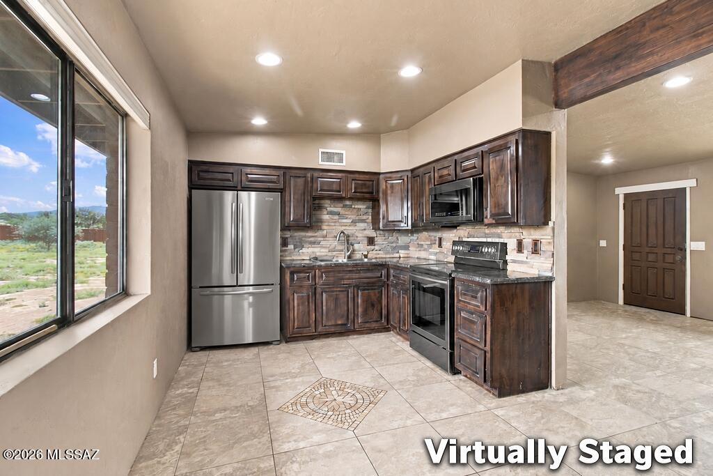 3814 W Turkey Lane