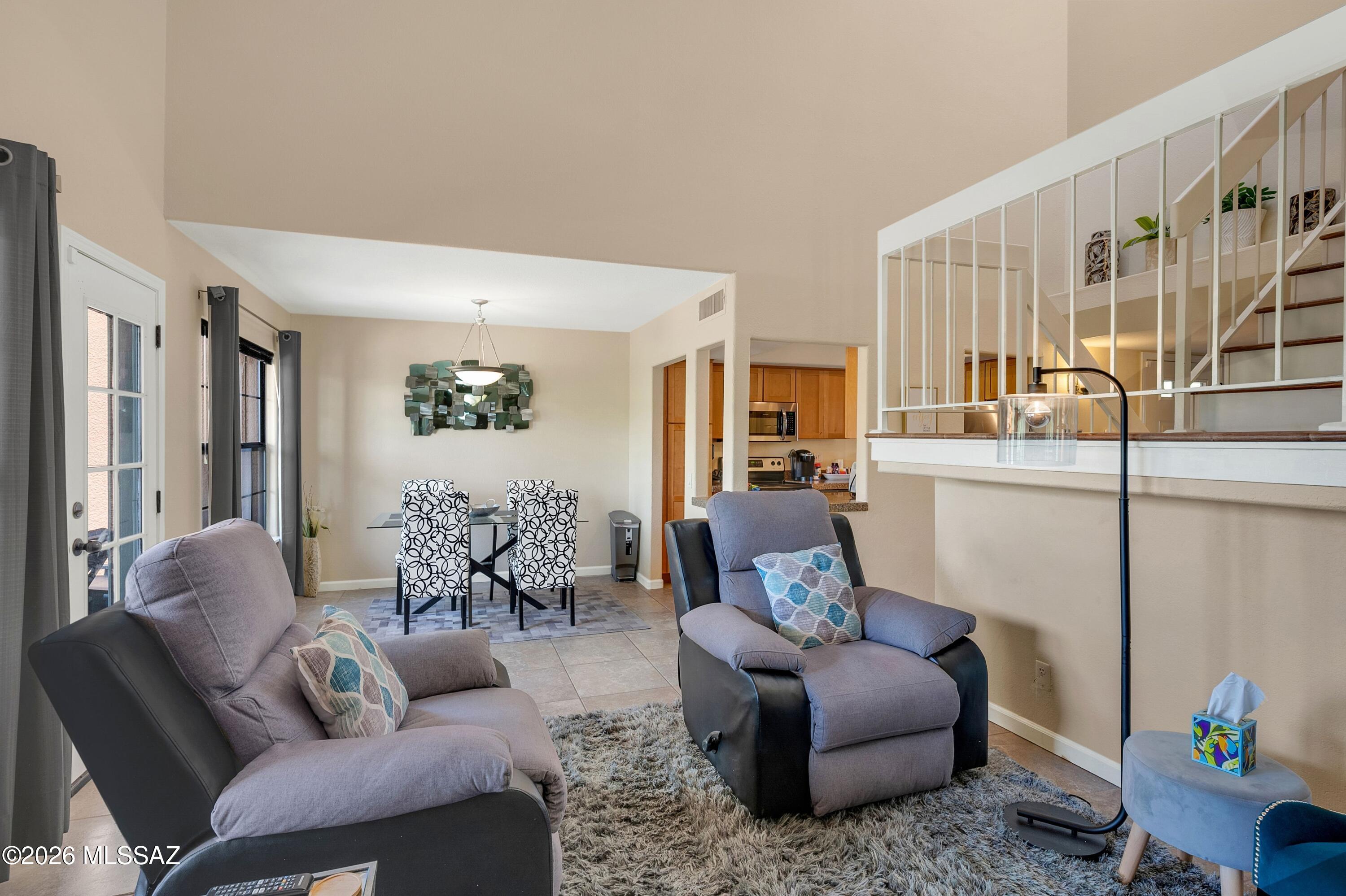 6651 N Campbell Avenue APT 152