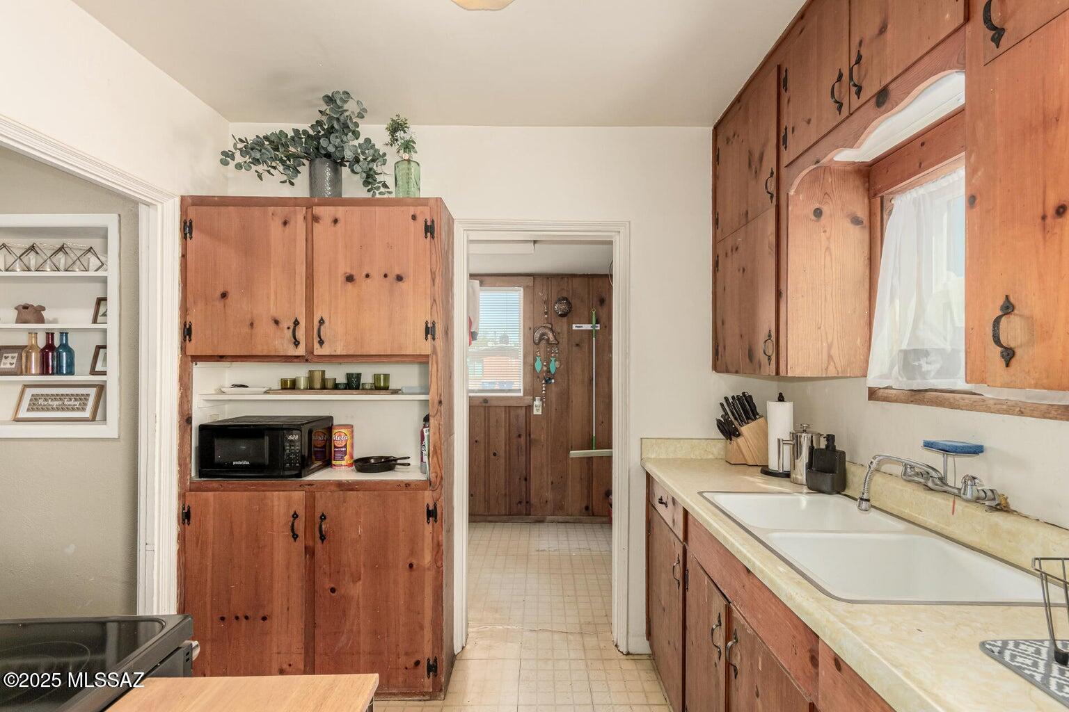 University Home Addition - Residential