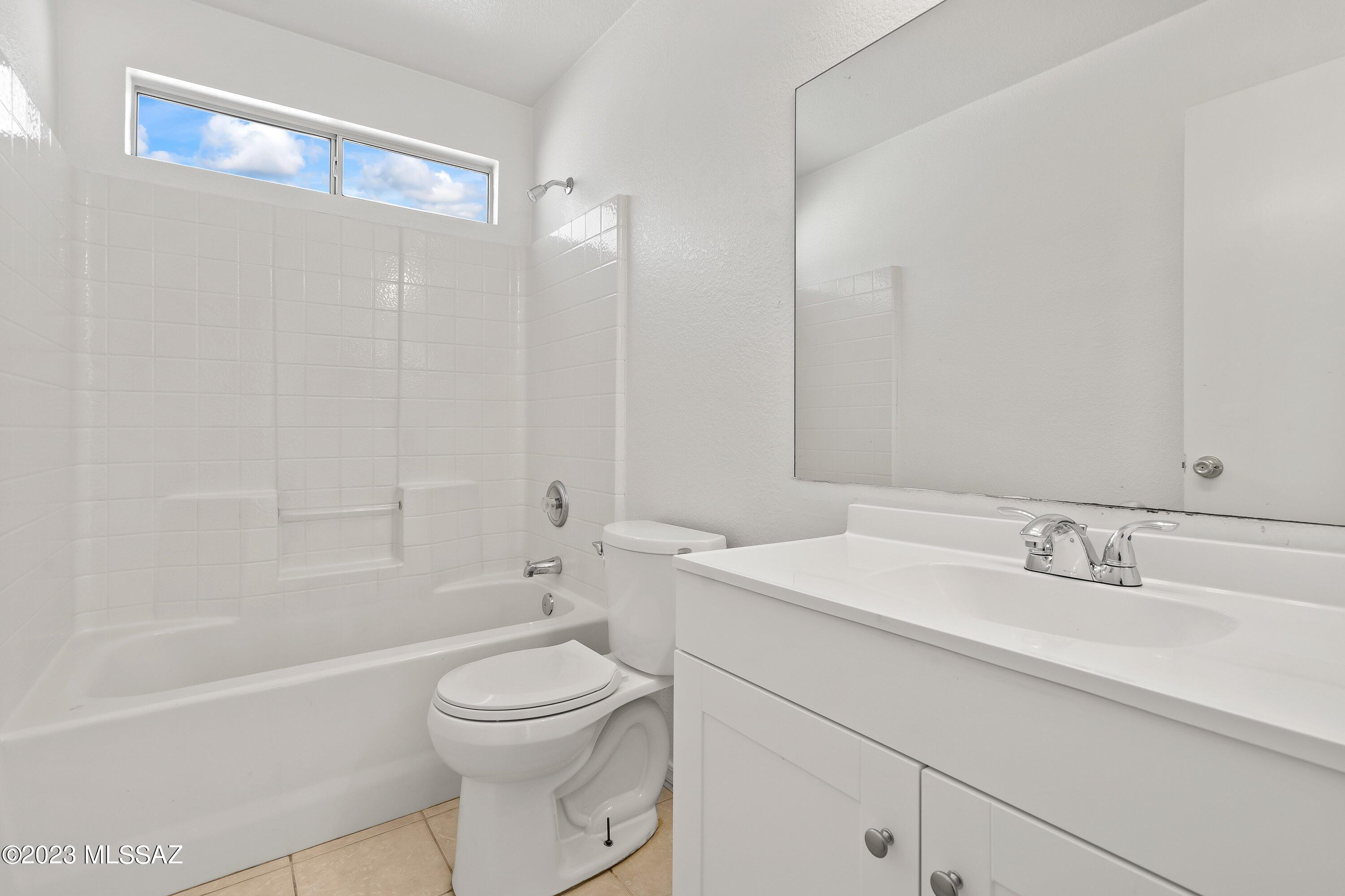 Rancho Reyes (1-191) - Residential Lease