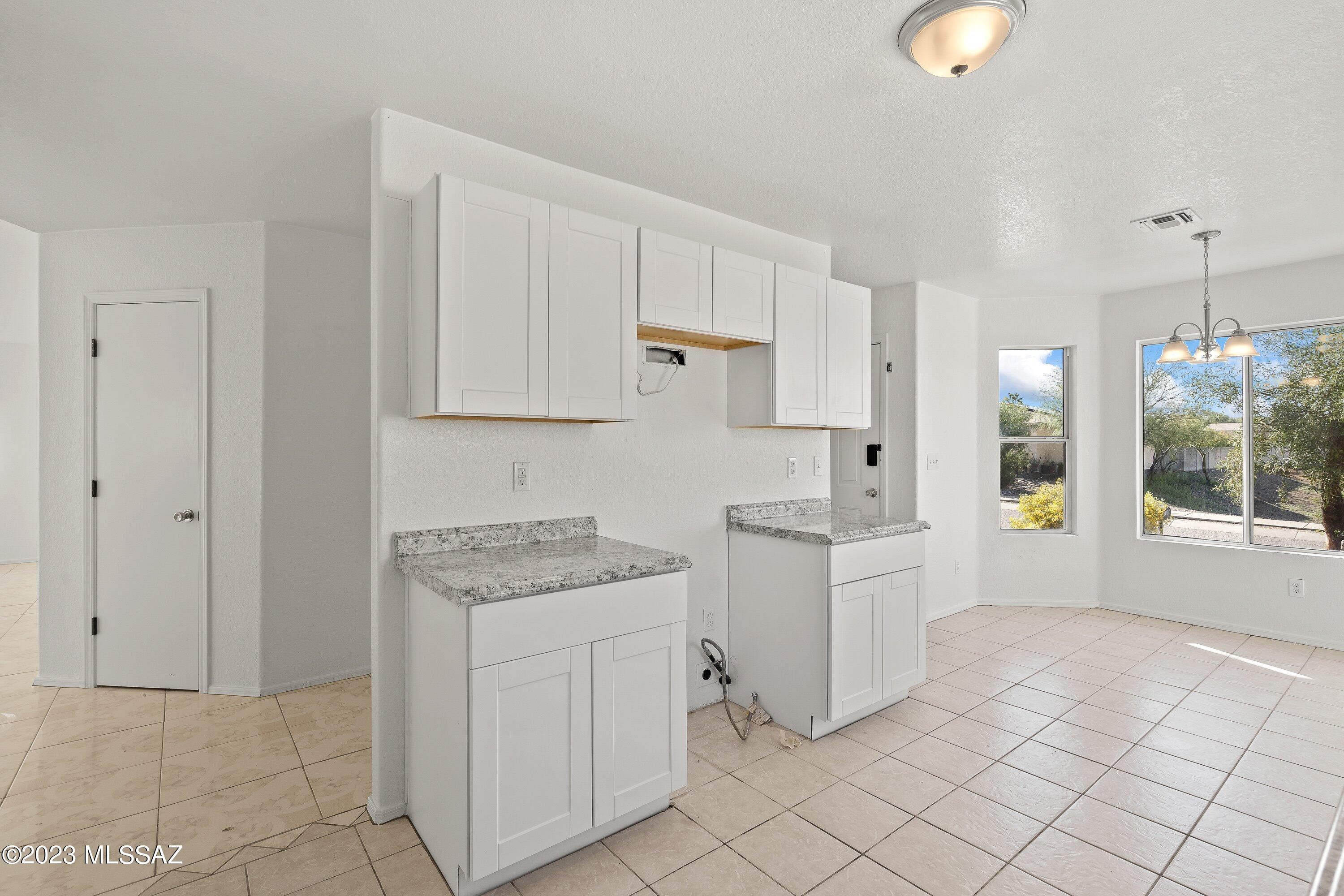 Rancho Reyes (1-191) - Residential Lease