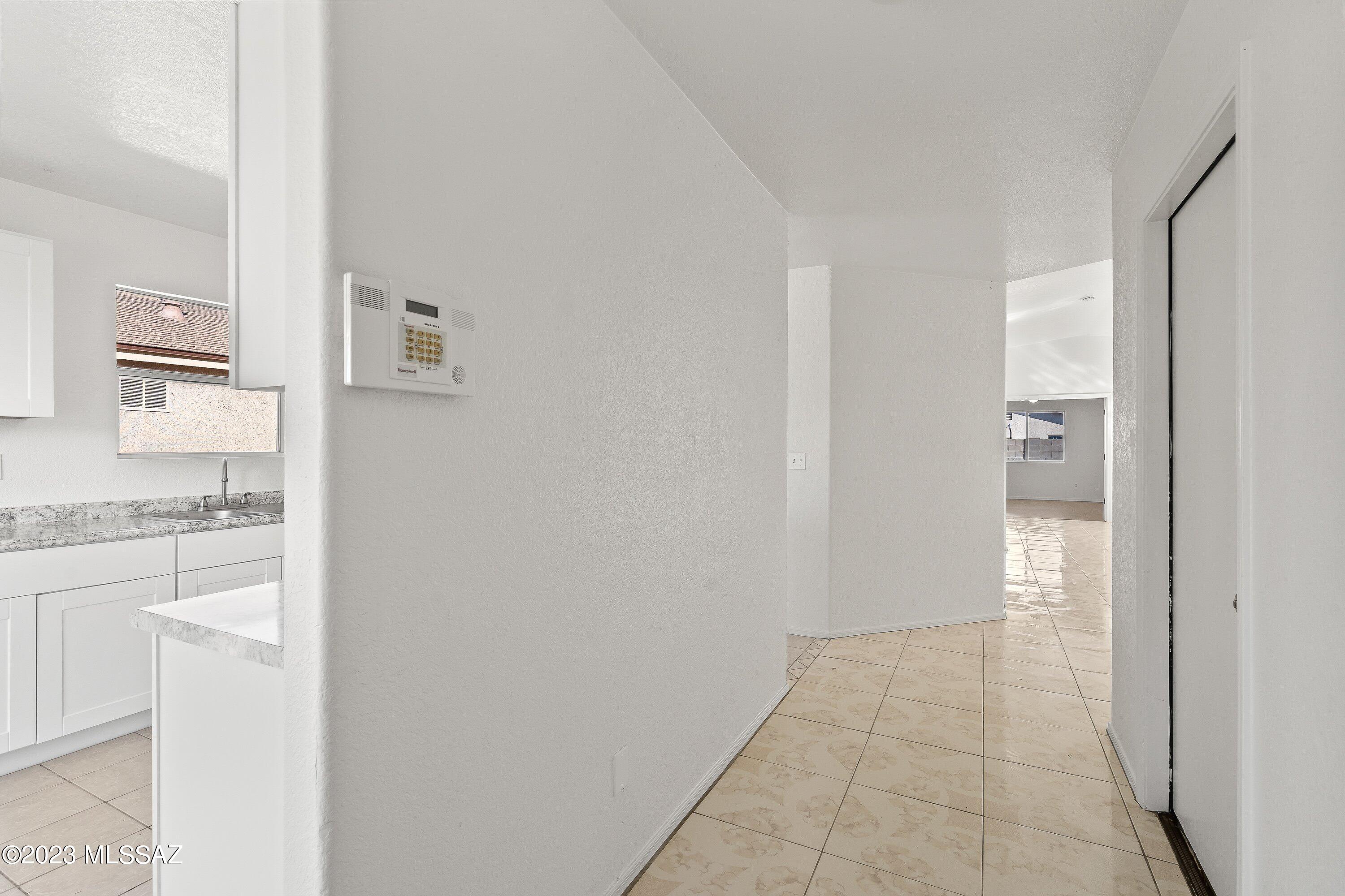 Rancho Reyes (1-191) - Residential Lease