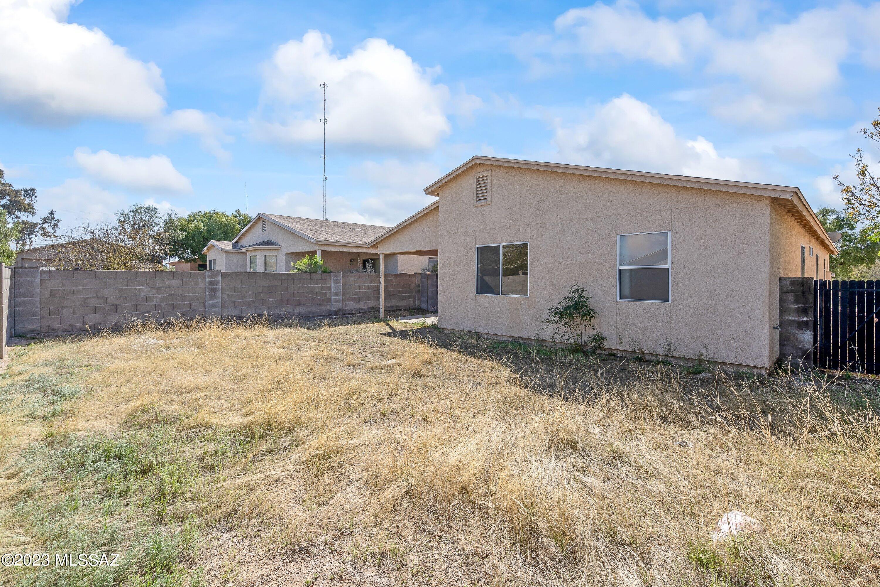 Rancho Reyes (1-191) - Residential Lease