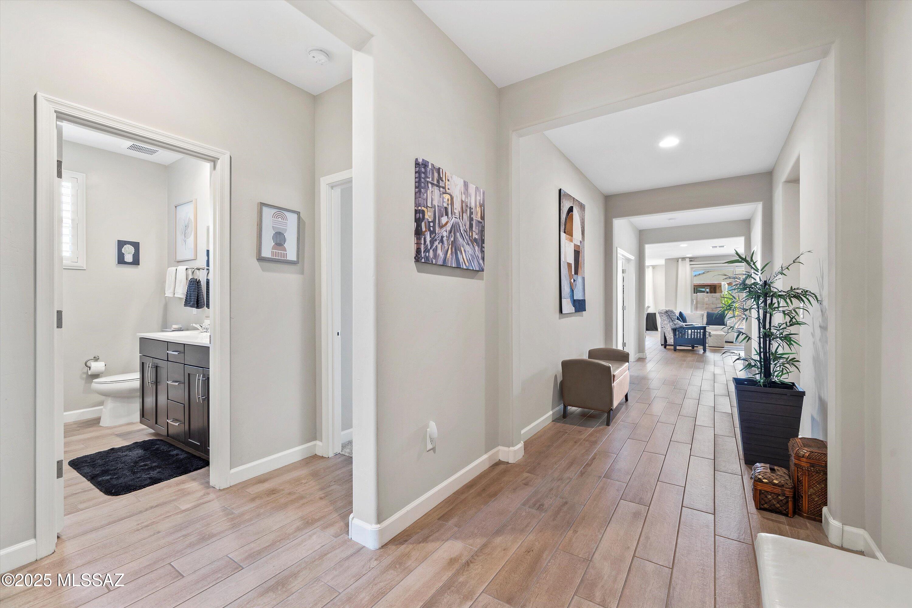 2300 W Alamo Spring Loop