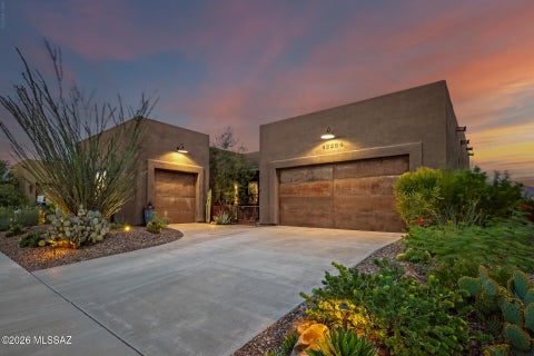 Photo of 12284 N Meditation Drive, Marana, AZ 85658 (MLS # 22623946)