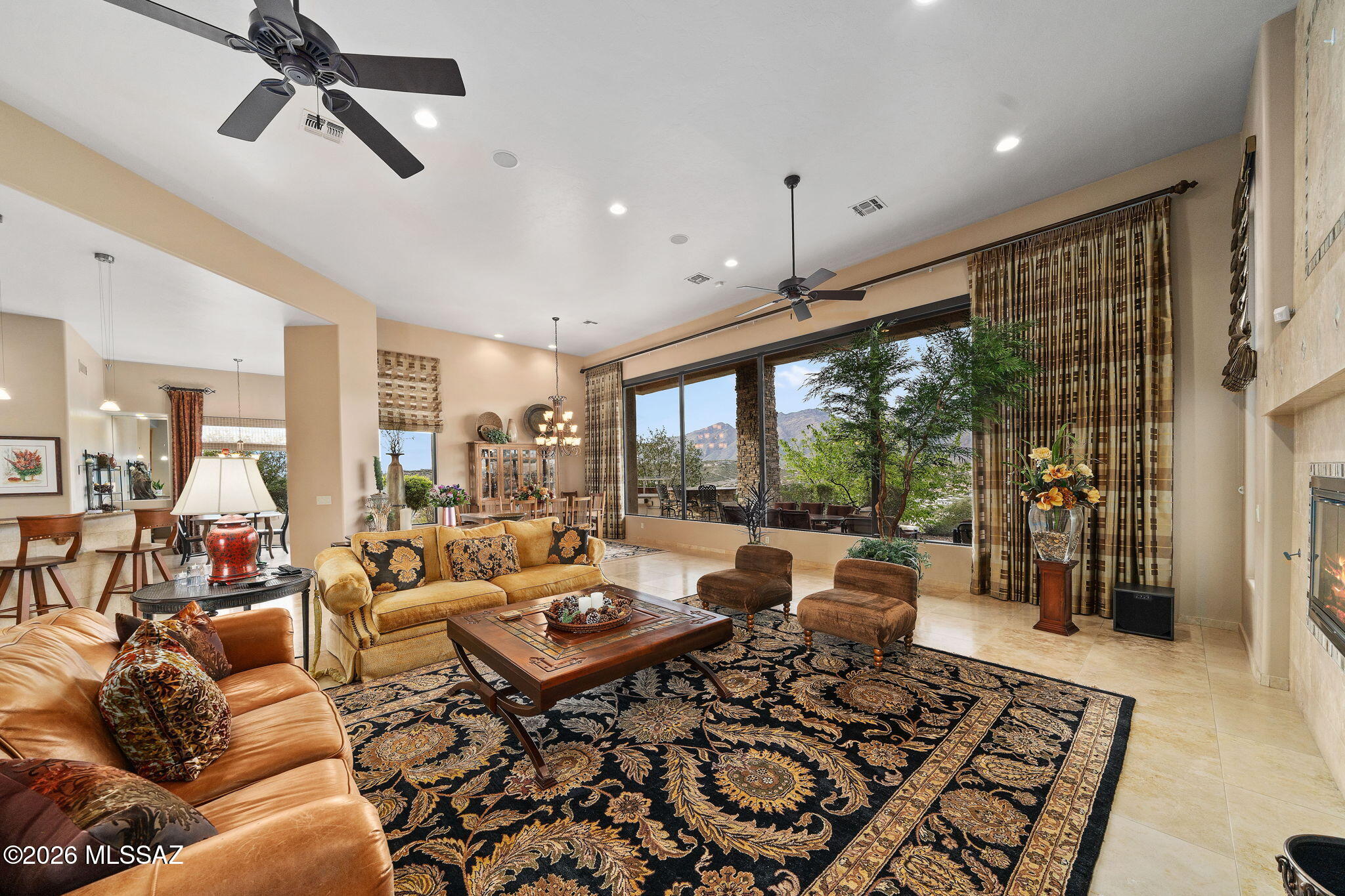 7573 E Crested Saguaro Place