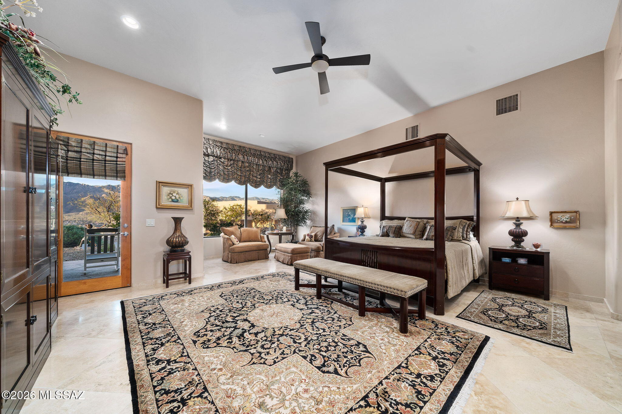 7573 E Crested Saguaro Place