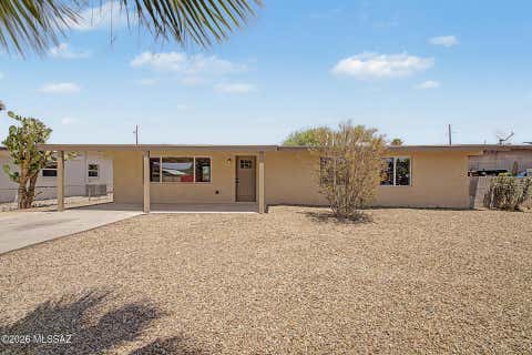 Photo of 1212 W Fresno Street, Tucson, AZ 85745 (MLS # 22616955)