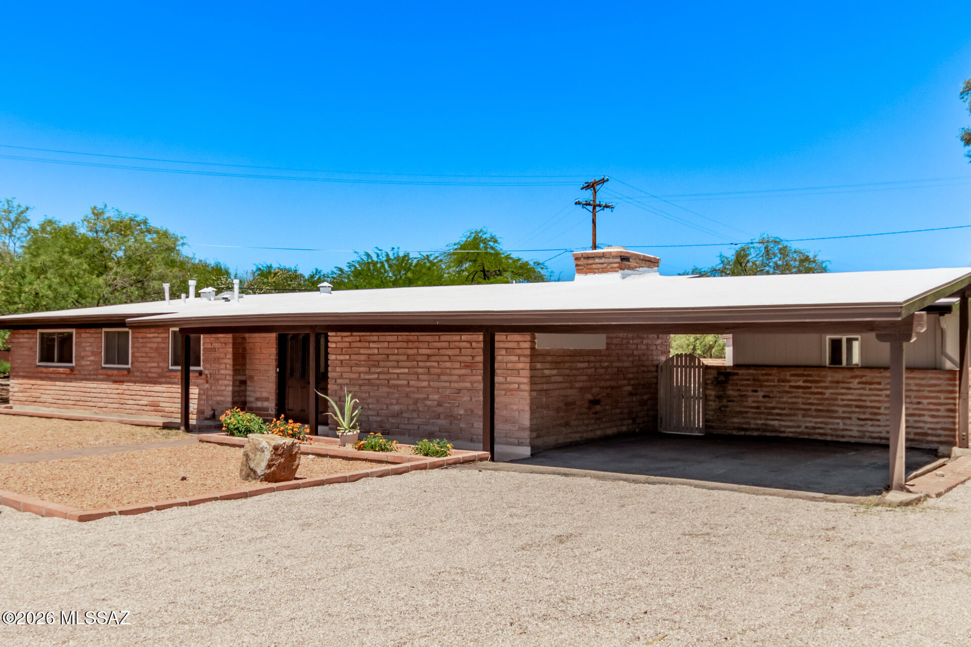 2509 N Indian Ridge Drive