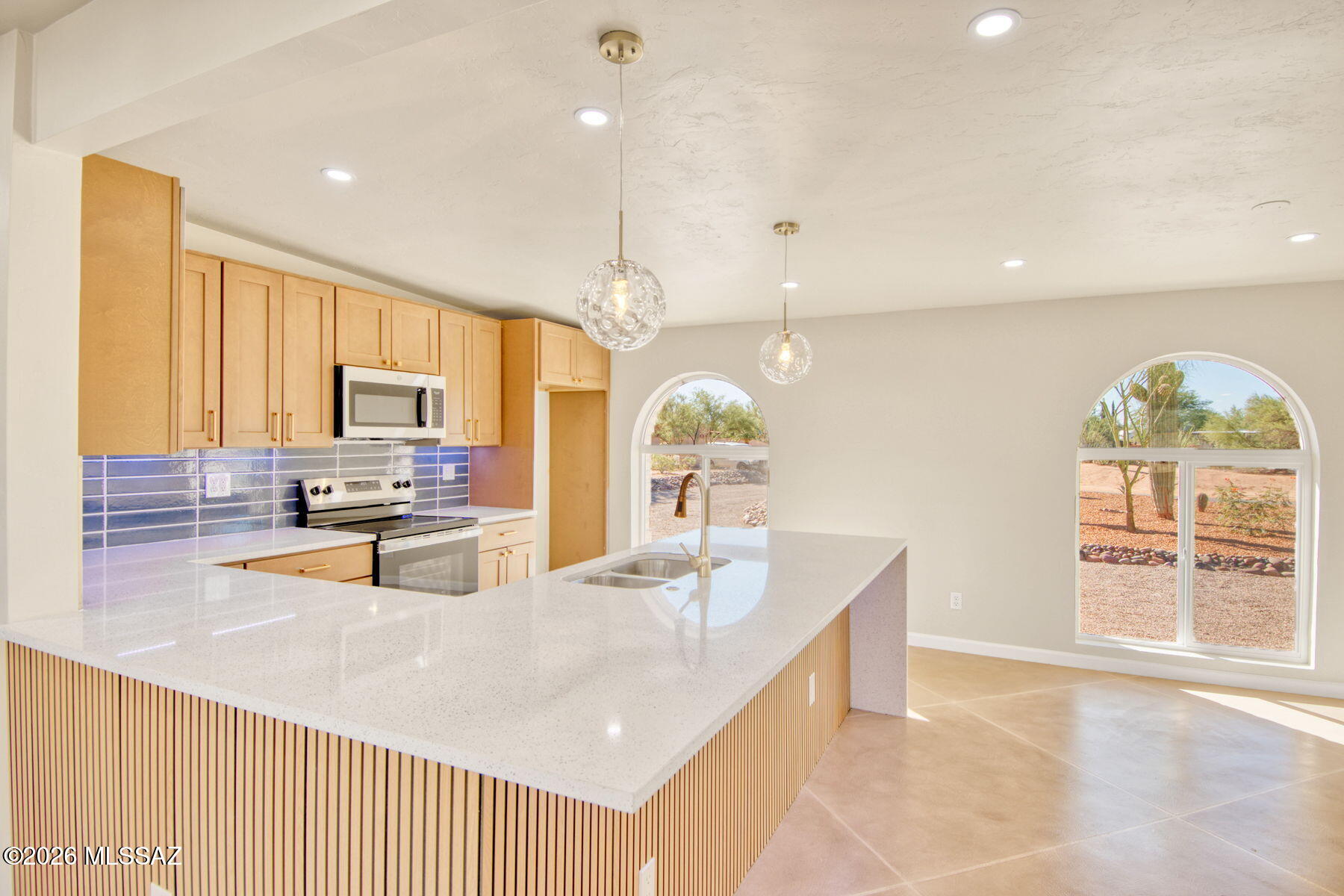 1602 W Dawn Drive