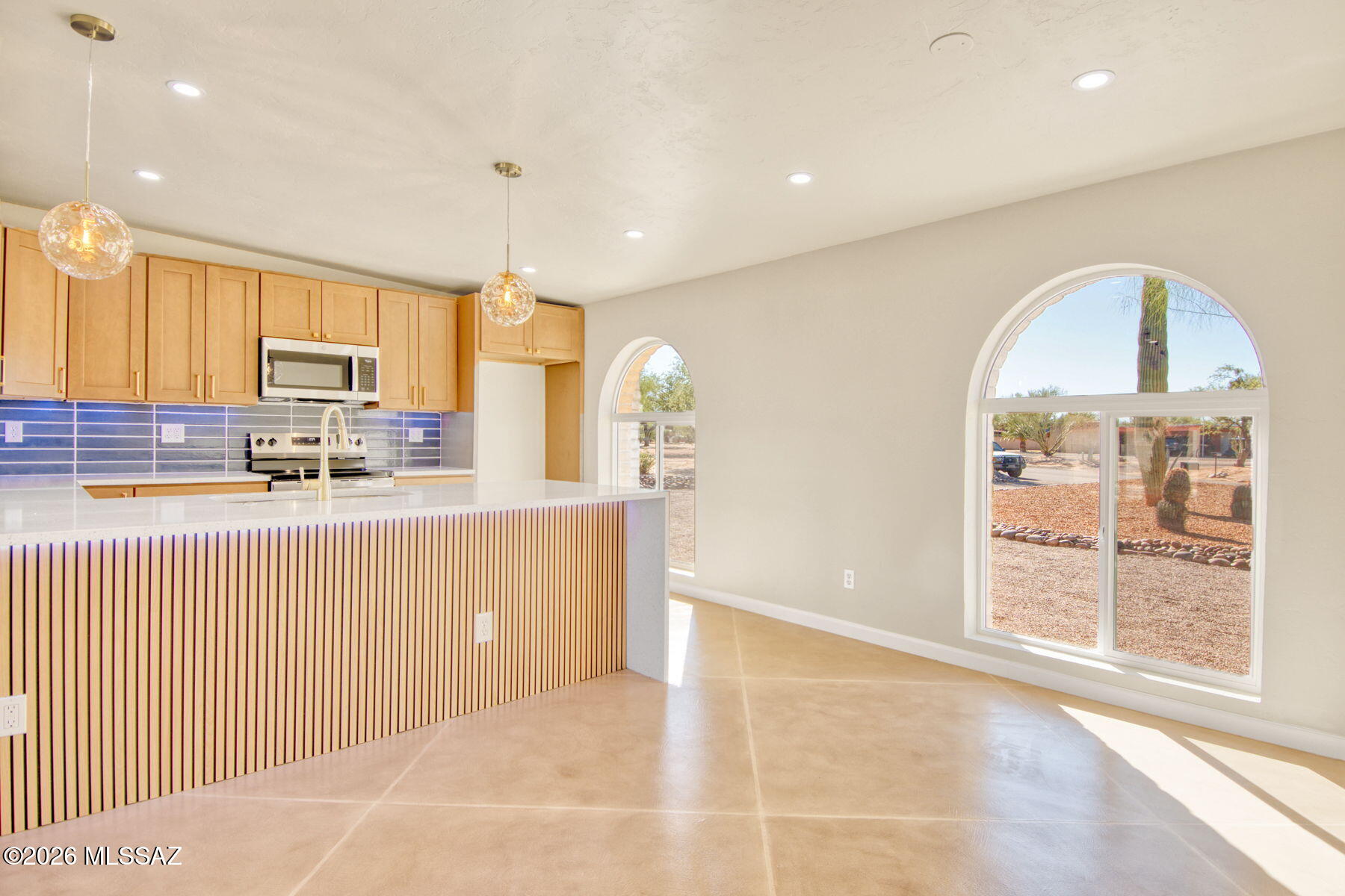 1602 W Dawn Drive