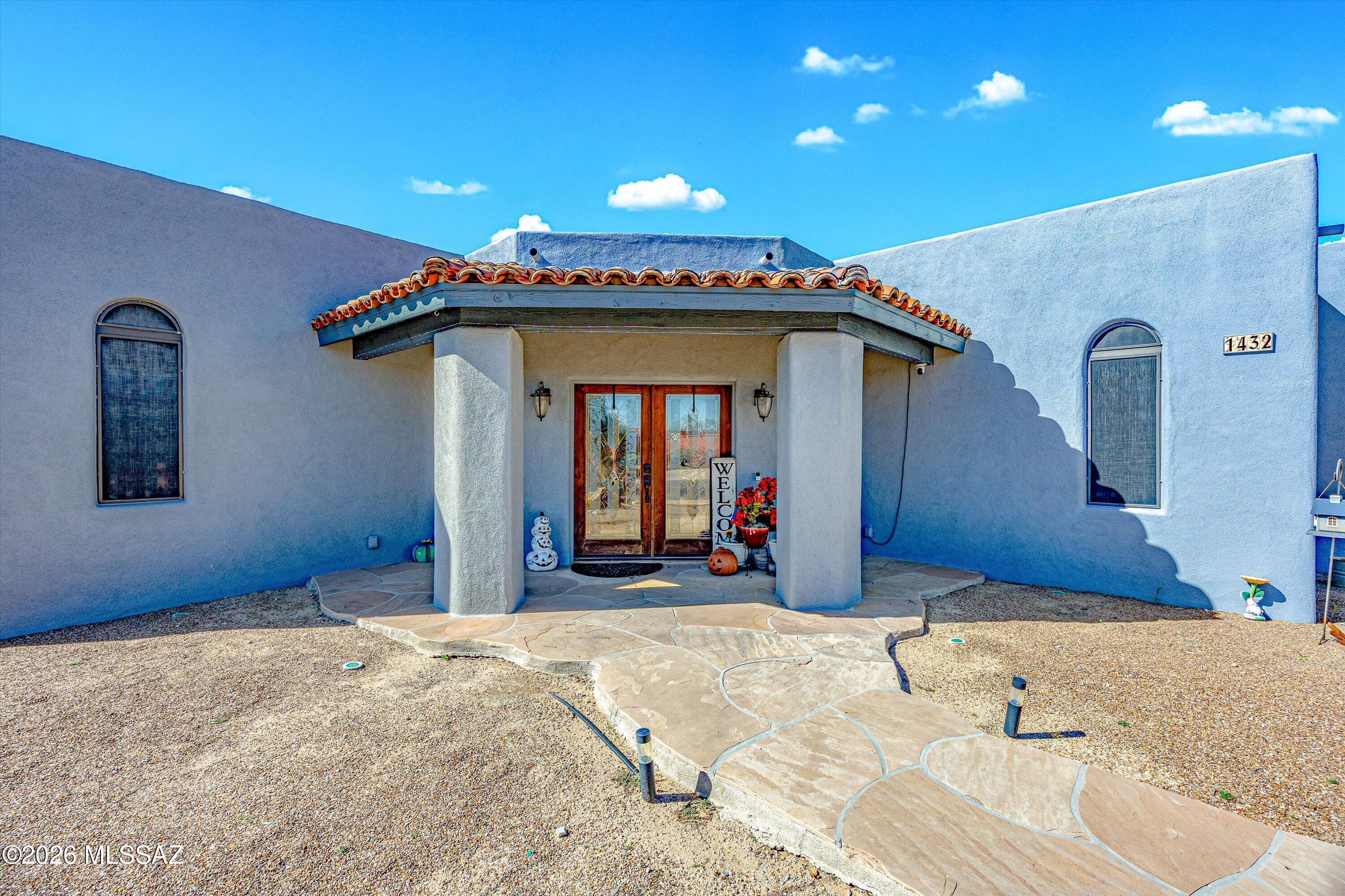 1432 W Calle Del Mito
