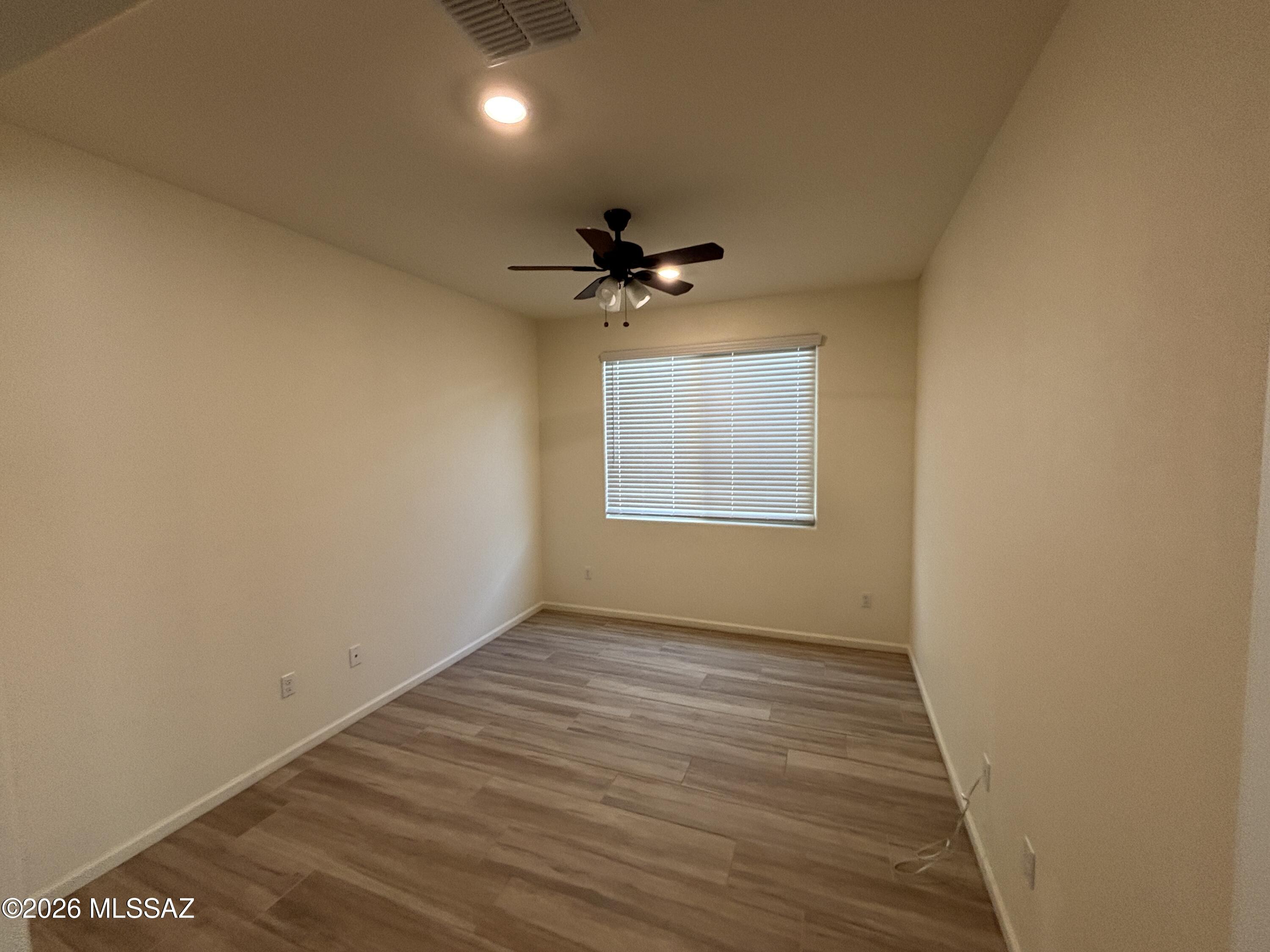 La Estancia De Tucson (1-330) - Residential Lease