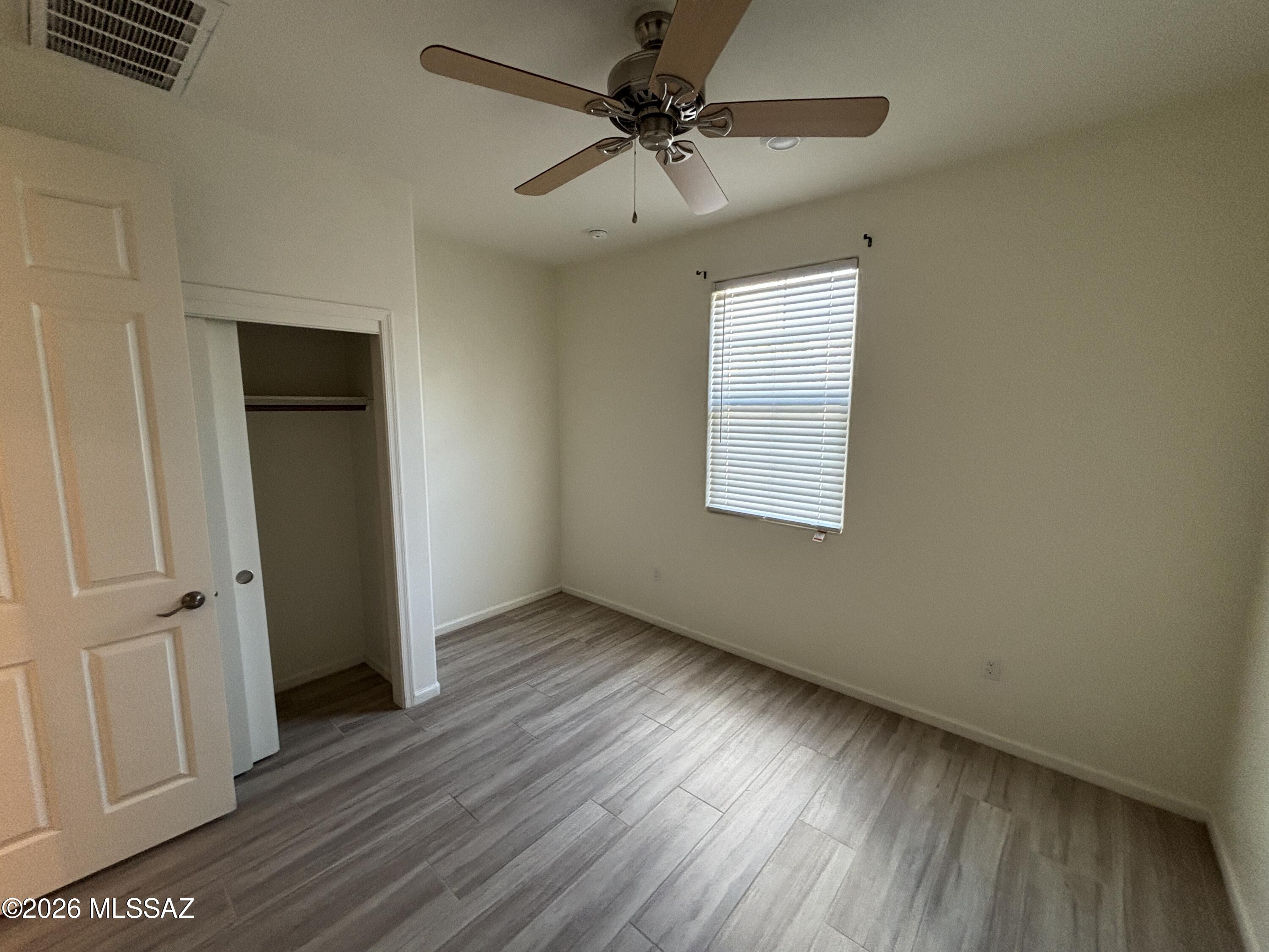 La Estancia De Tucson (1-330) - Residential Lease