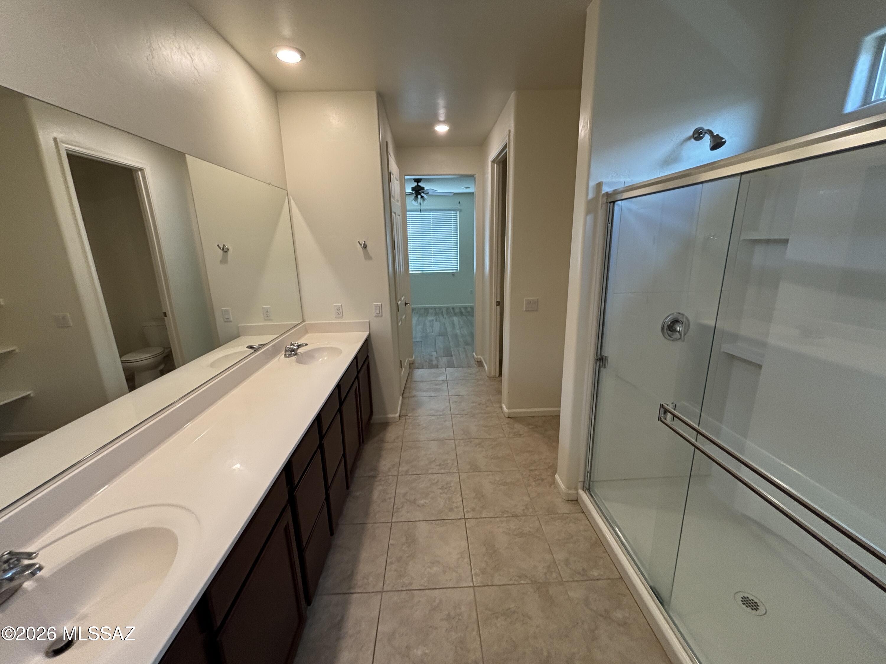 La Estancia De Tucson (1-330) - Residential Lease