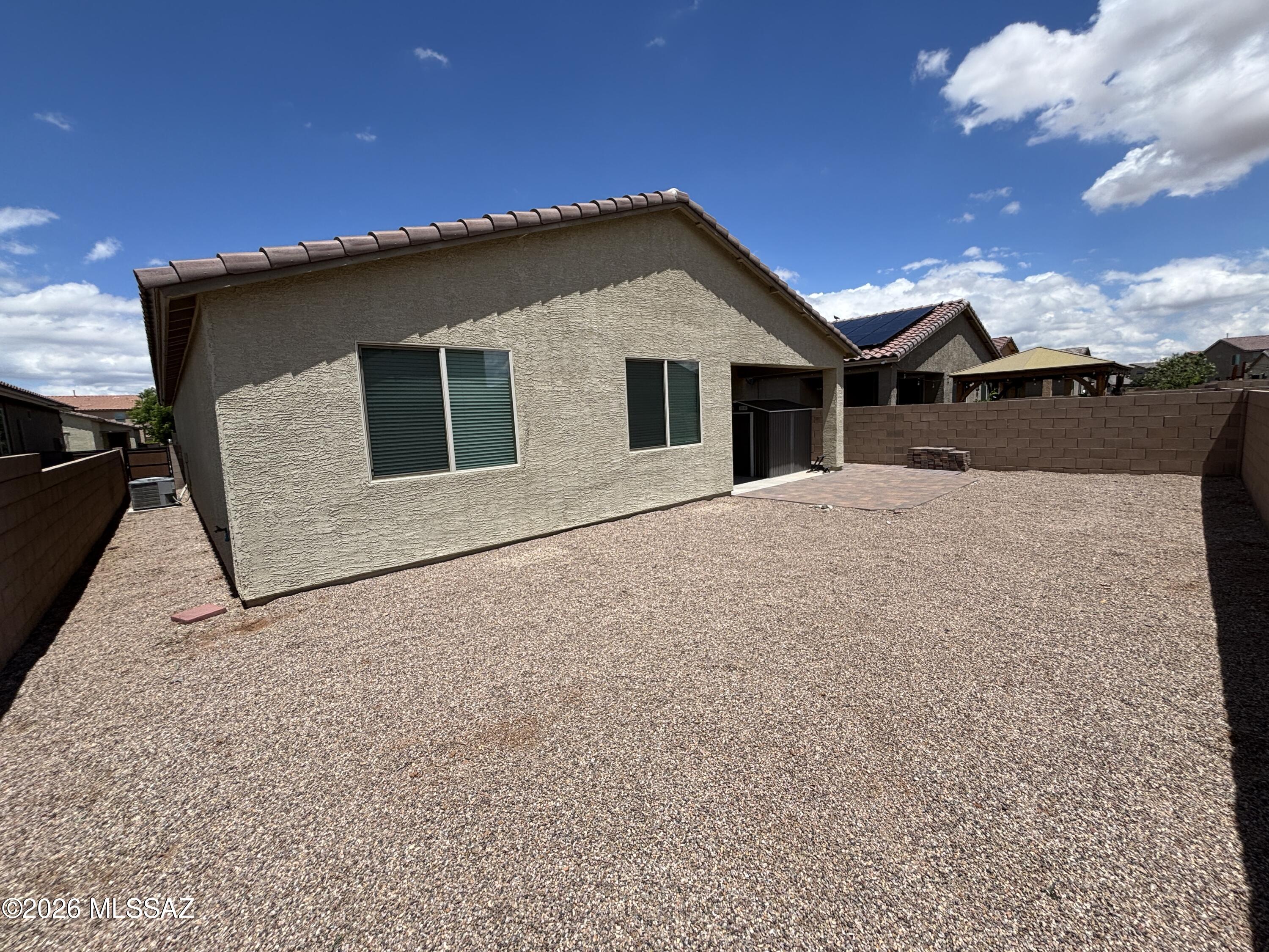La Estancia De Tucson (1-330) - Residential Lease