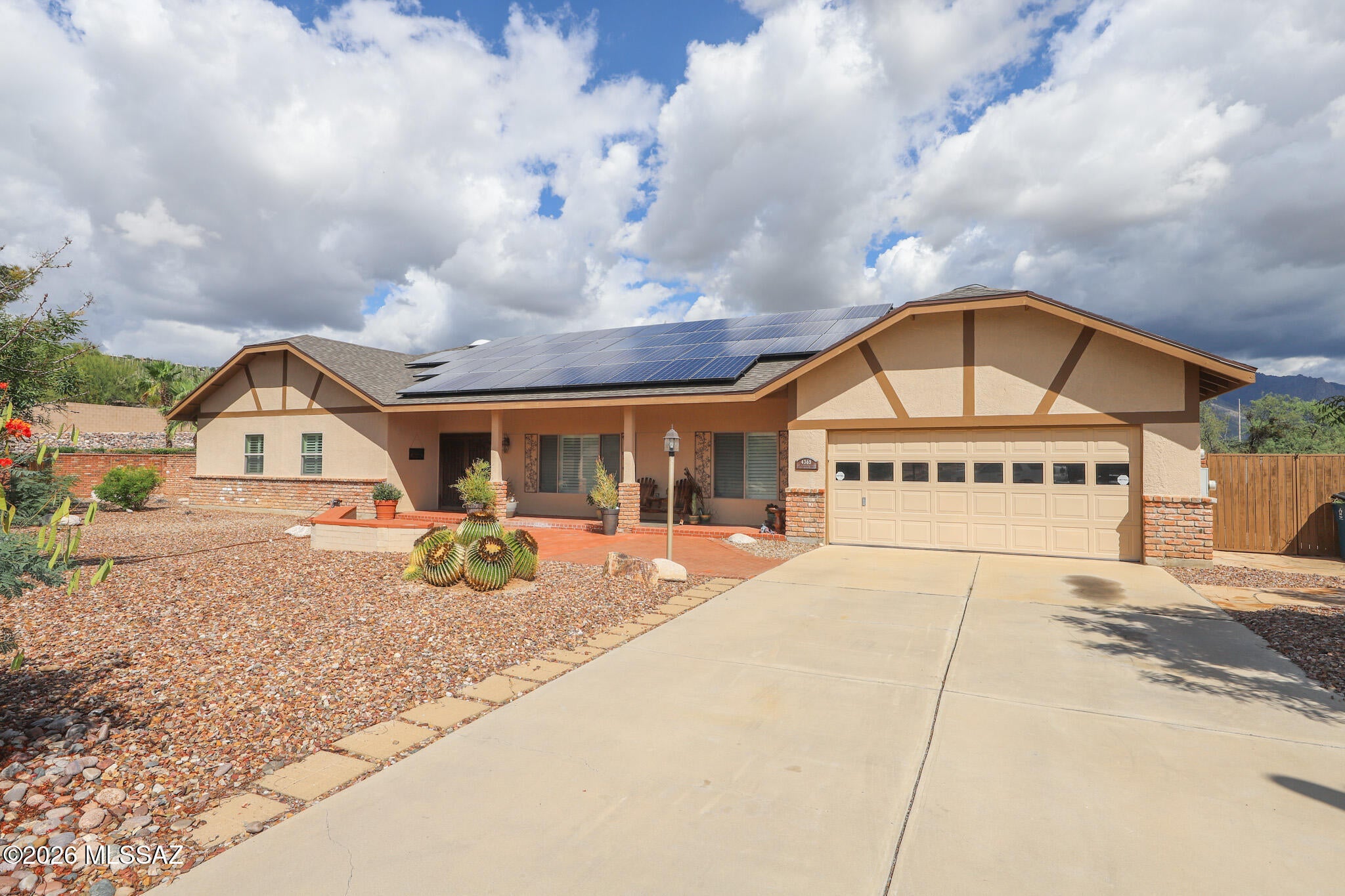 4365 N Ventana Loop