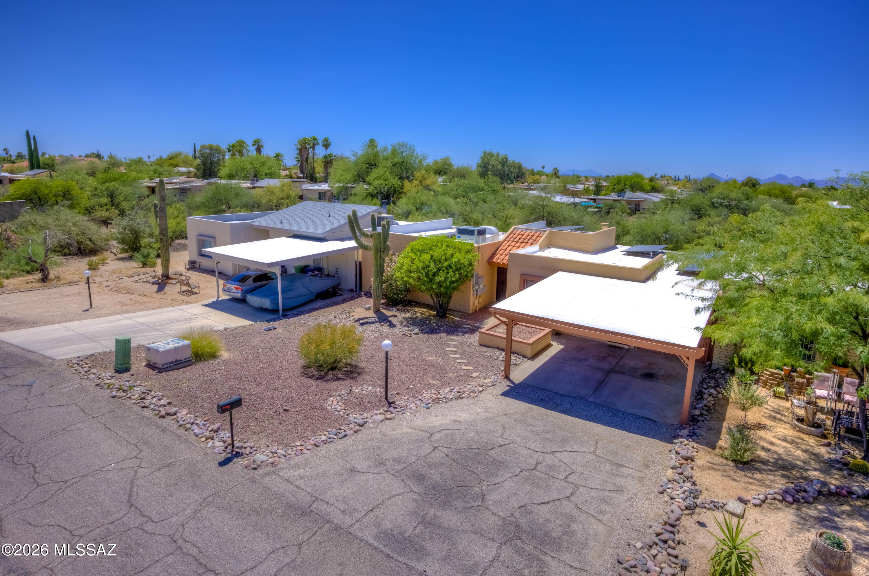1422 S Moonflower Lane