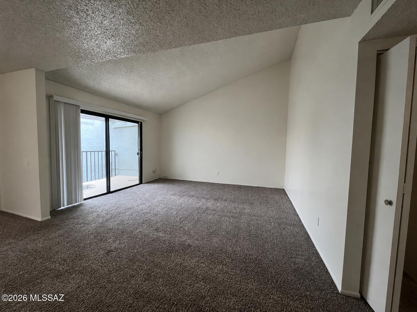 836 S Langley Avenue 203