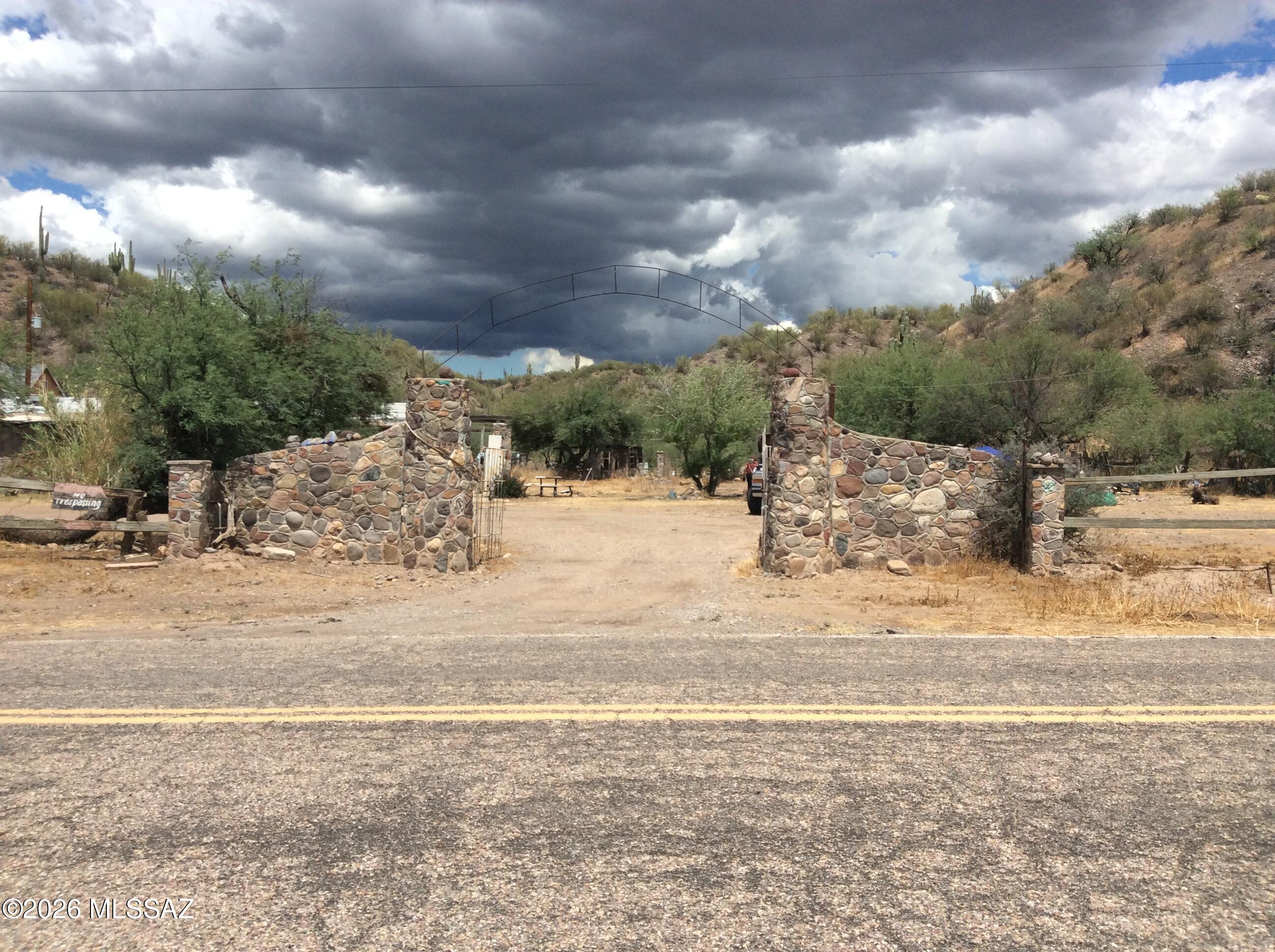 19945 S River Road