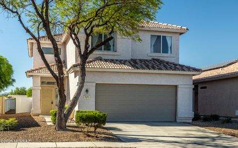Photo of 7271 W Mesquite River Drive, Tucson, AZ 85743 (MLS # 22608038)
