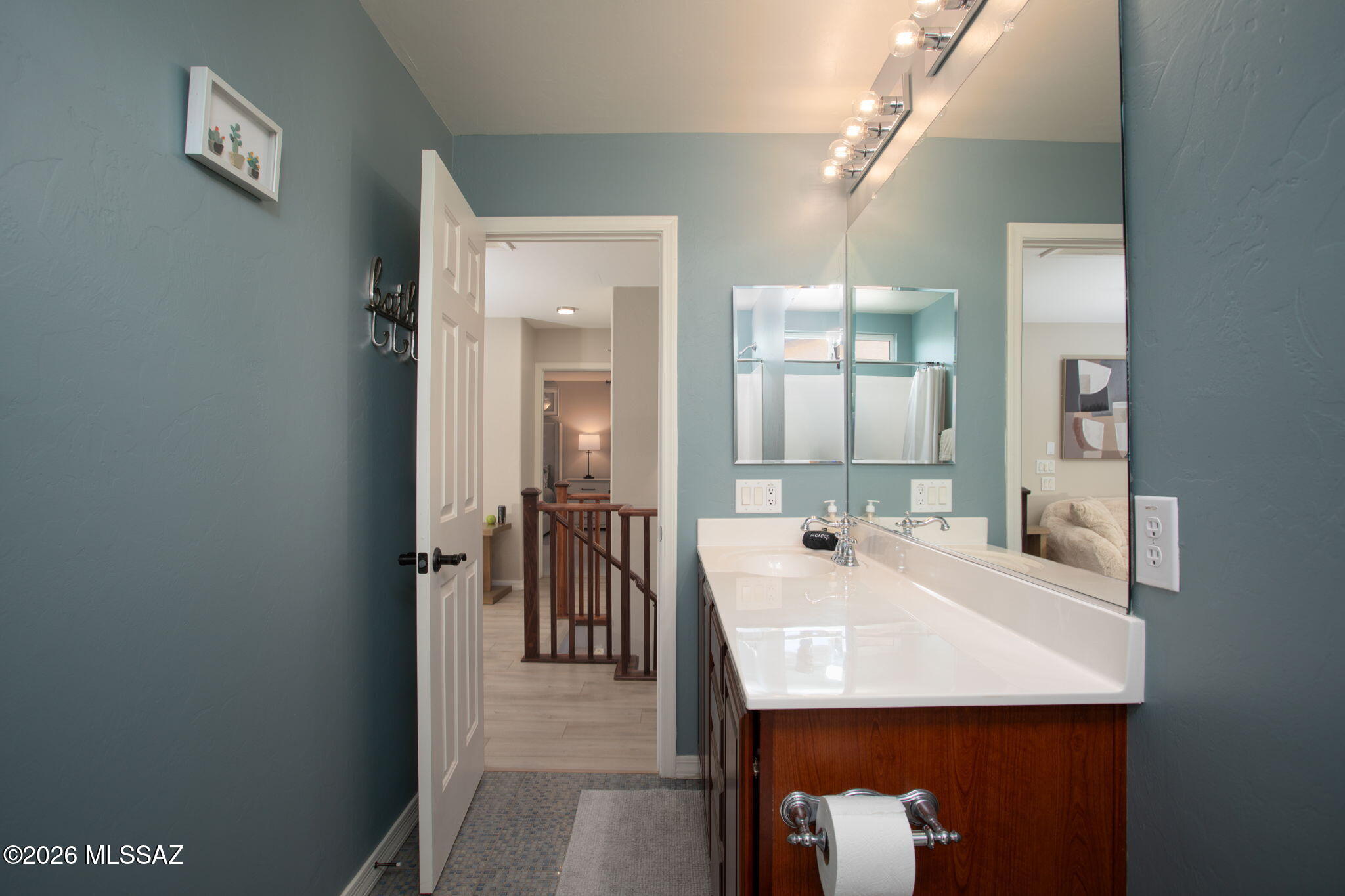 Black Horse (1-411) - Residential