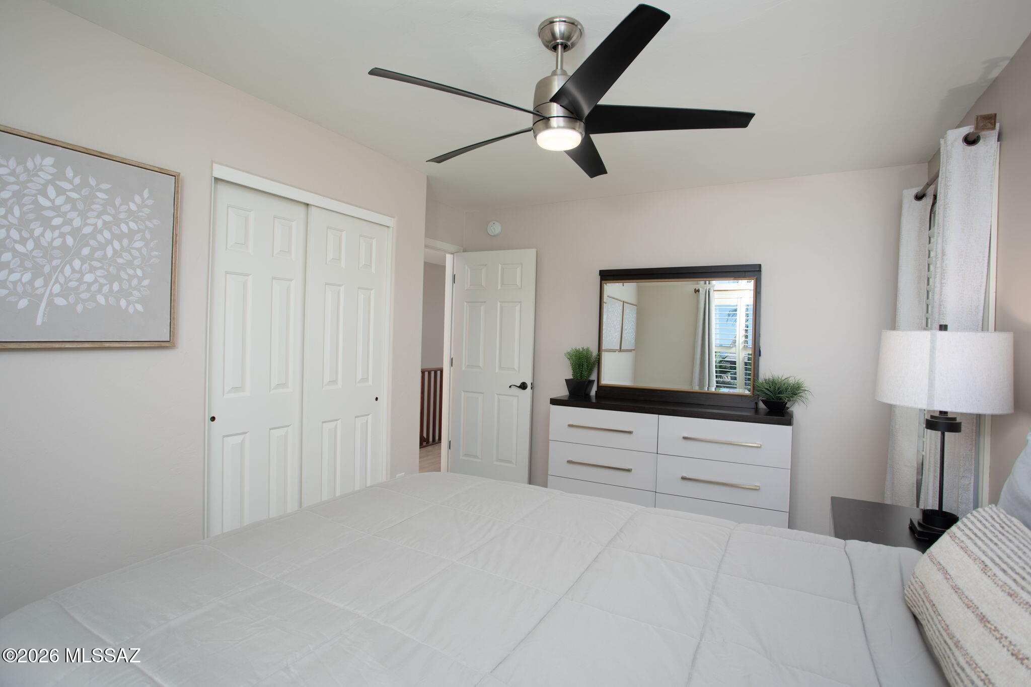 Black Horse (1-411) - Residential
