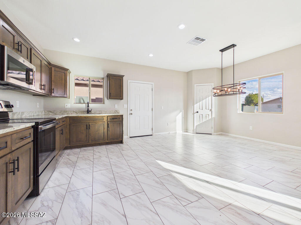 Bronx Park Addition - Residential