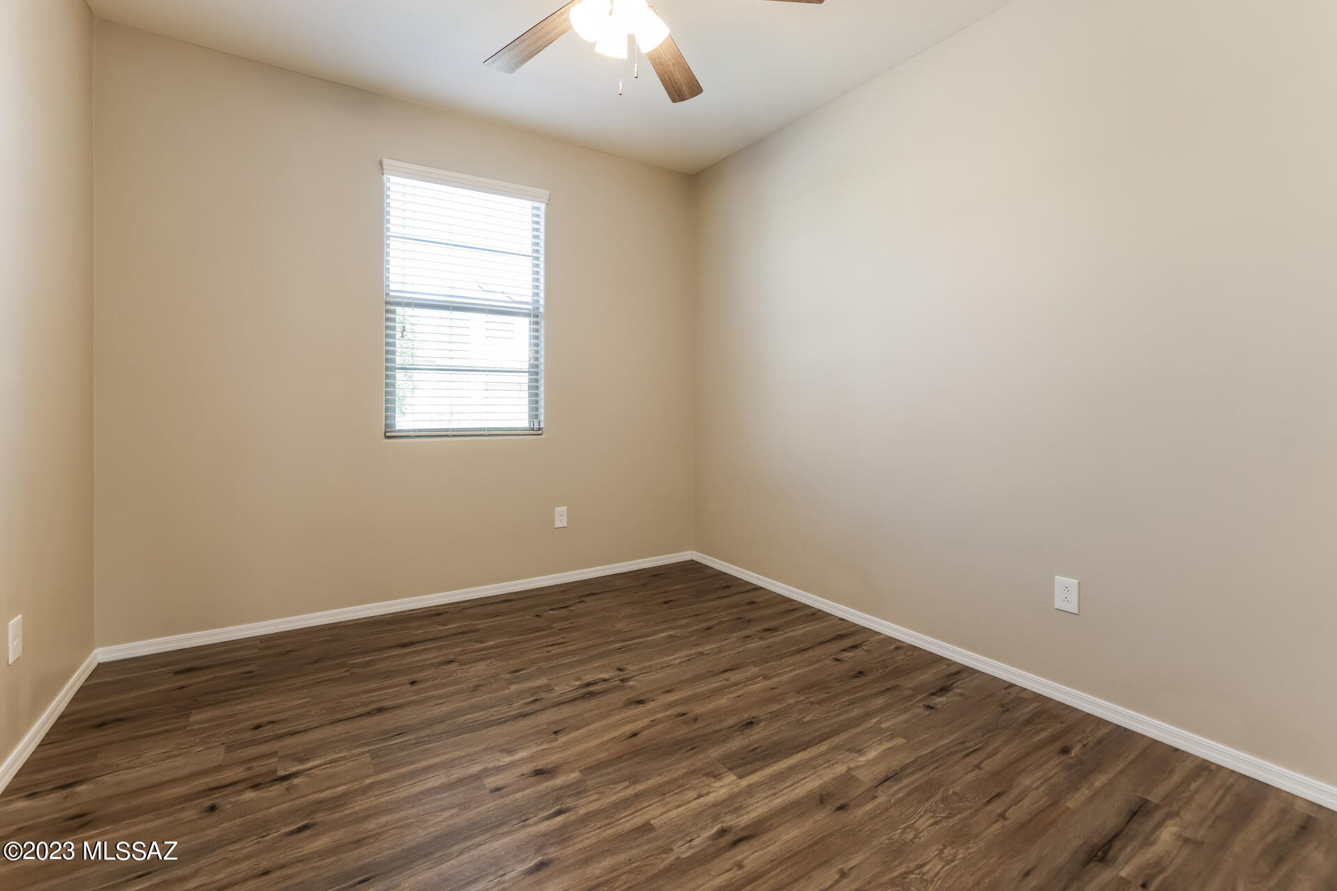 La Estancia De Tucson (1-330) - Residential Lease