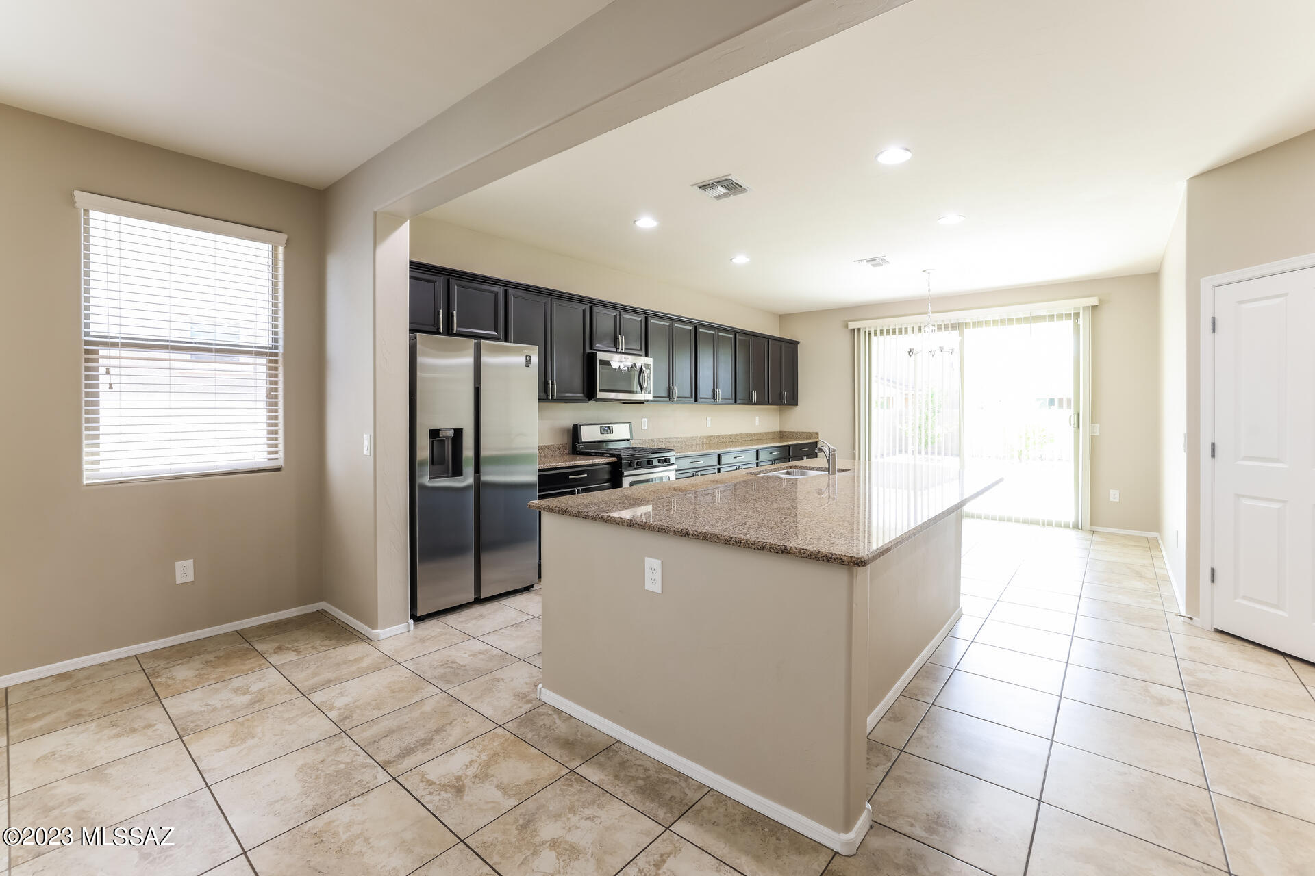 La Estancia De Tucson (1-330) - Residential Lease
