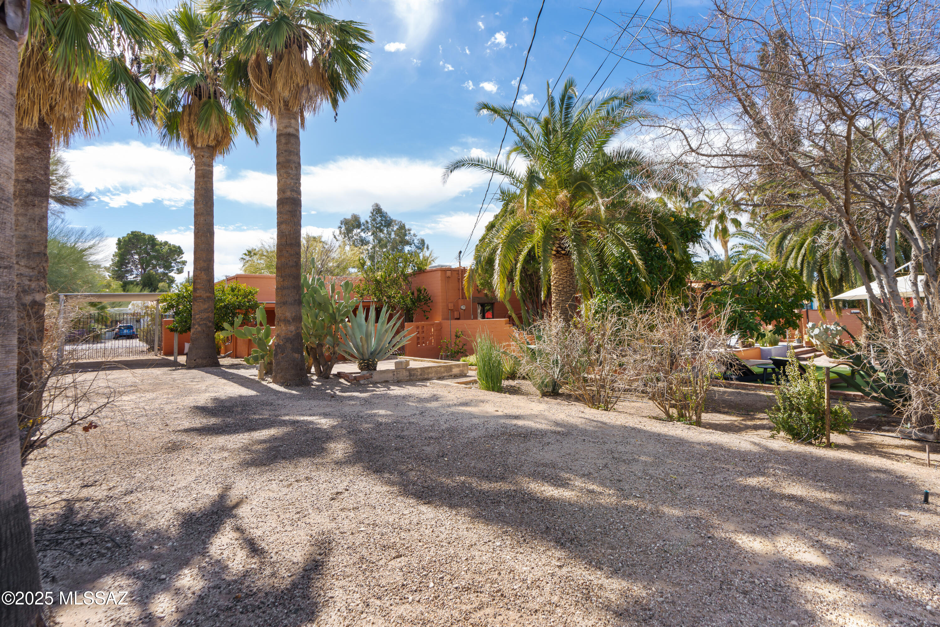 El Montevideo Estates - Residential