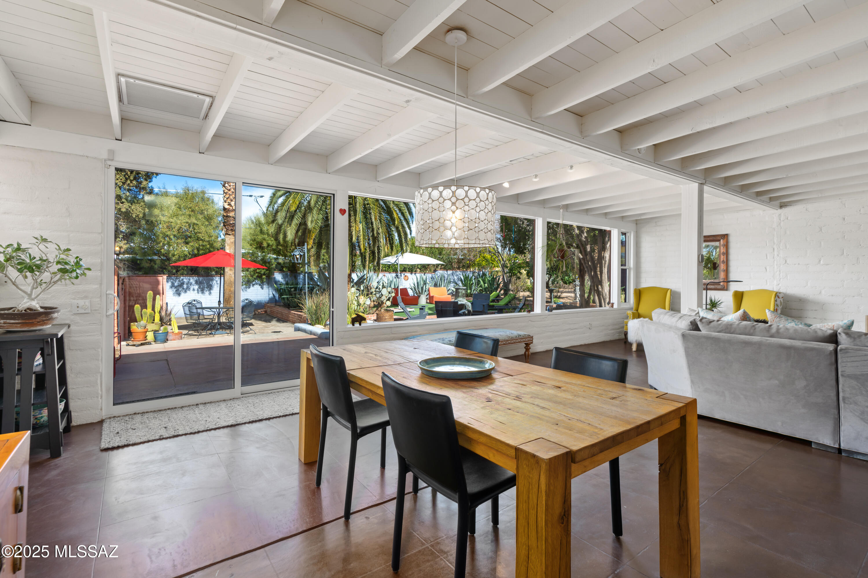 El Montevideo Estates - Residential