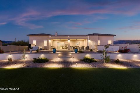 Photo of 2725 N Megafauna Court, Tucson, AZ 85749 (MLS # 22607454)