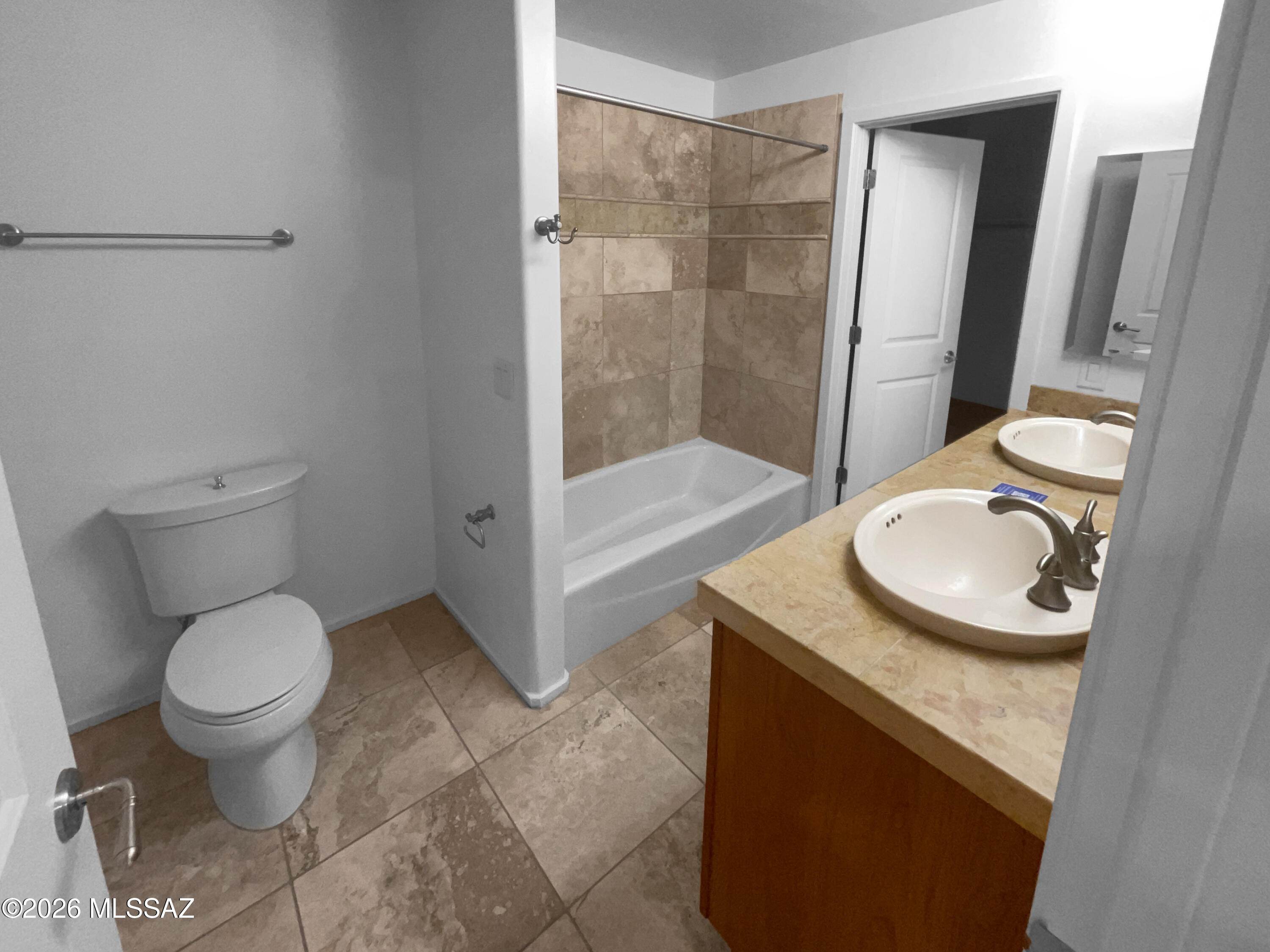 Placita Escondida Bldgs 18-20 Units 1-204 - Residential